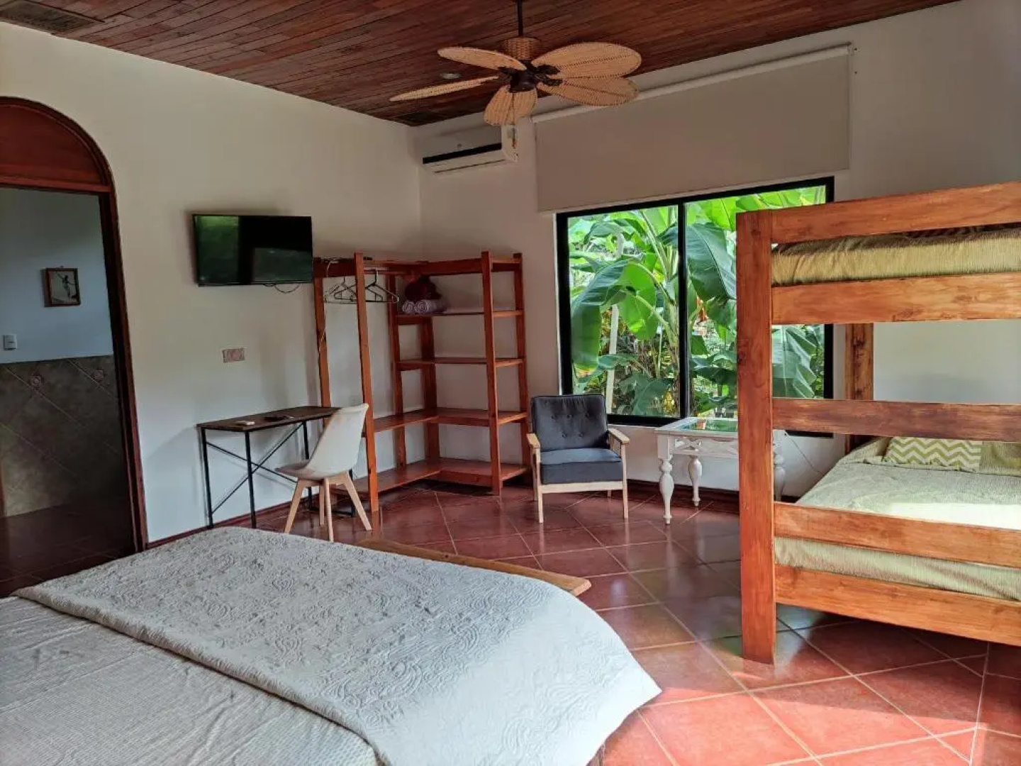 Casa Alice Surf Lodge - Hostel