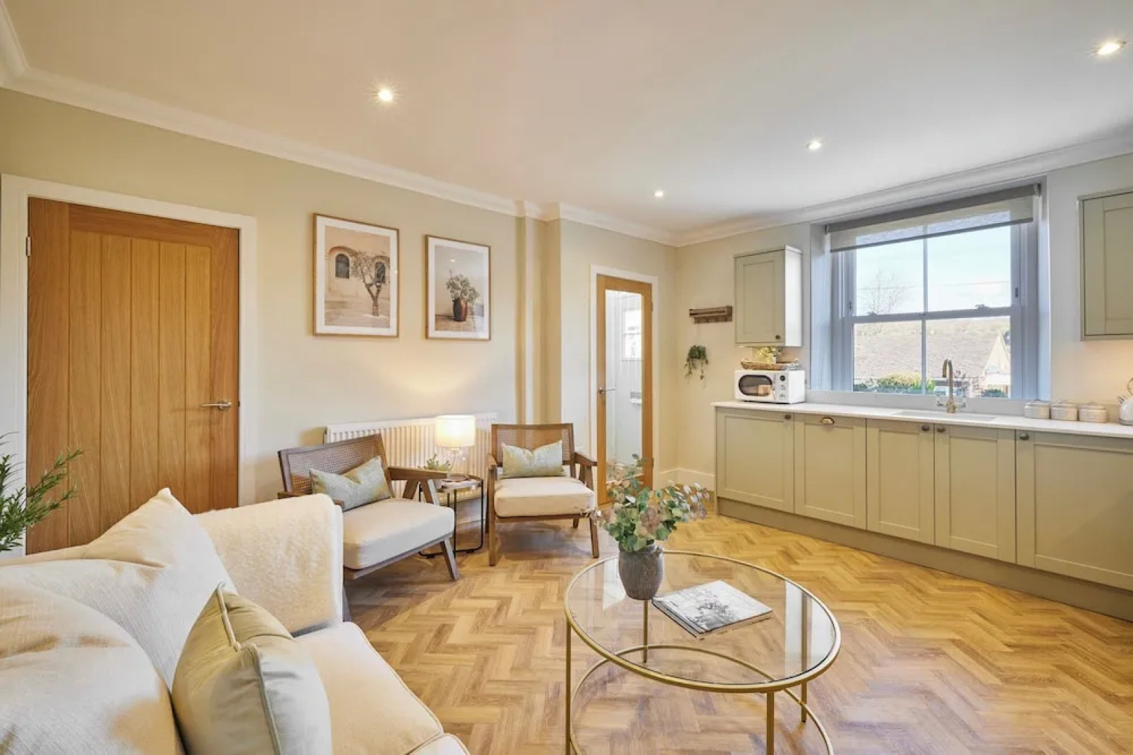 Host Stay Oakwell Cottage