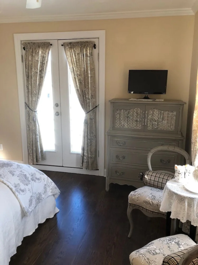 The Carriage House B&B