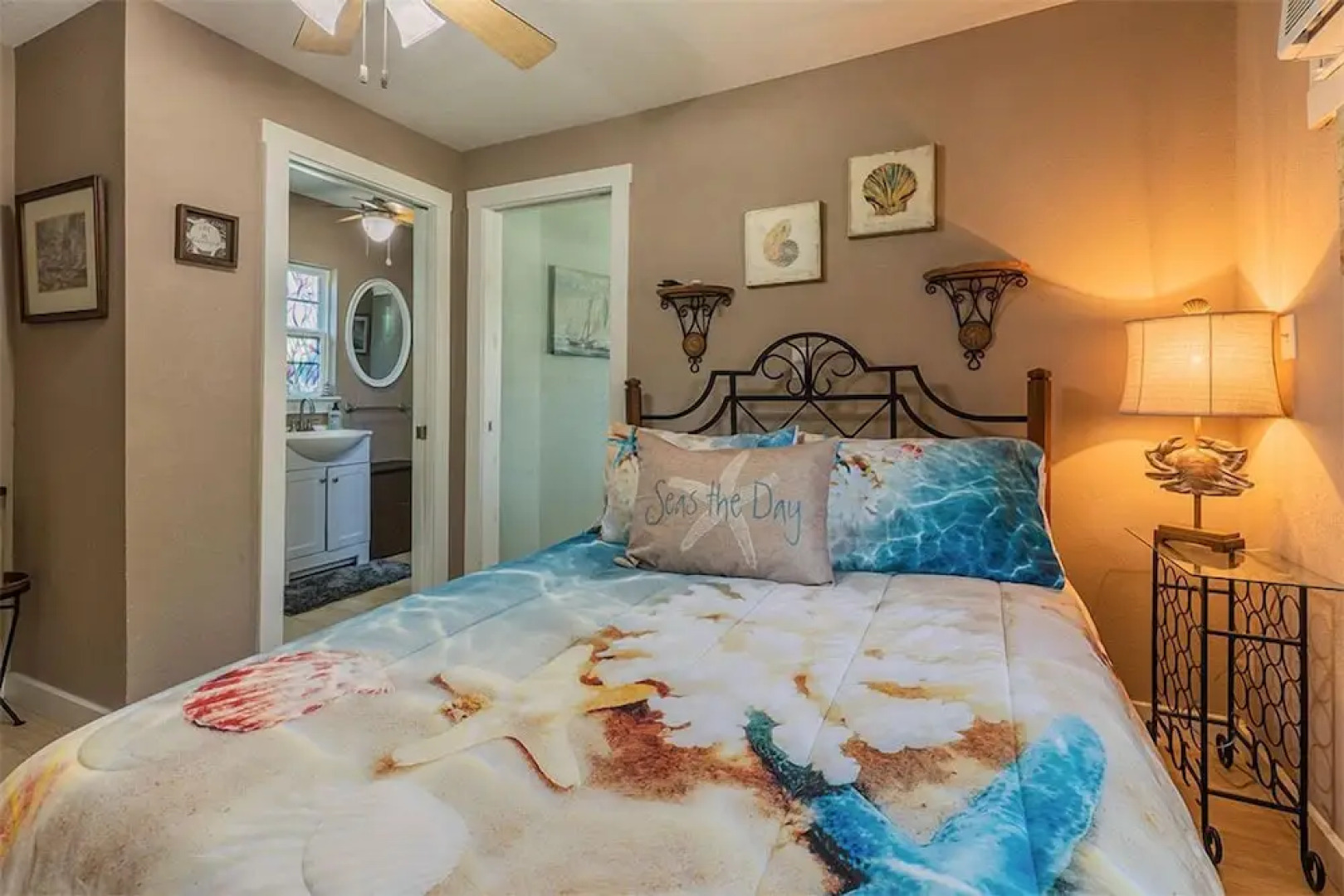 Come Friday Cottages on the Bay