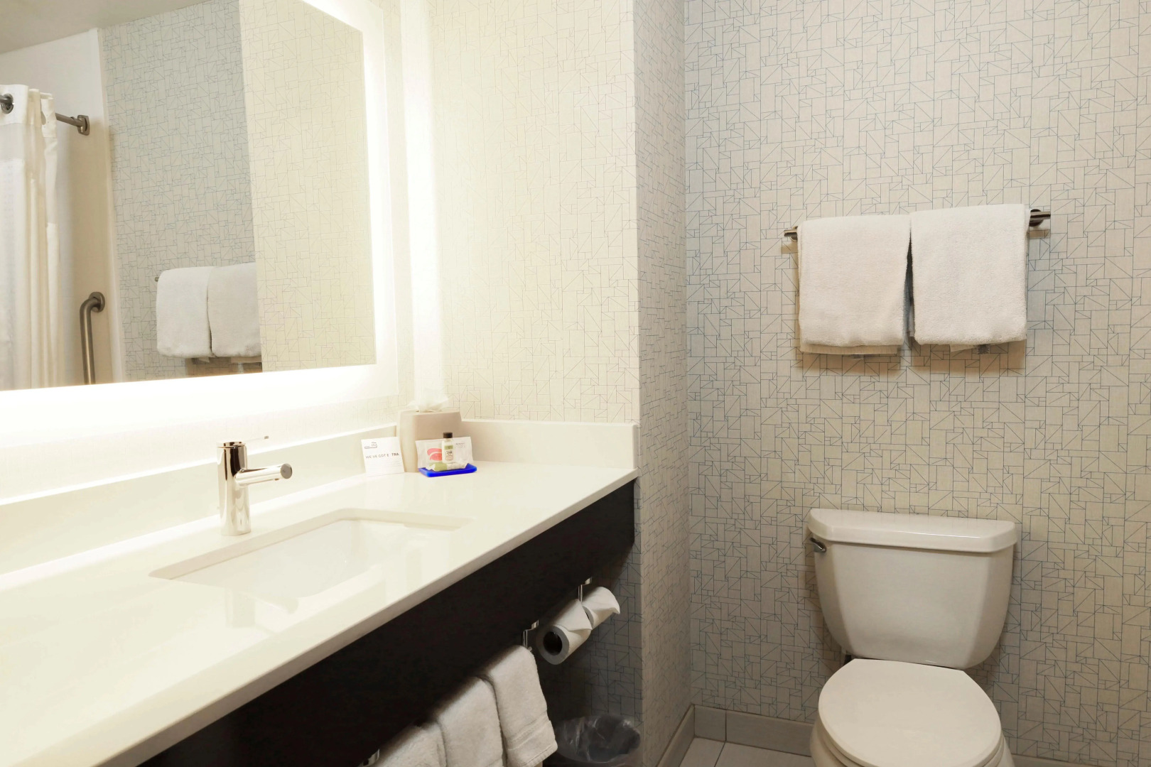 Holiday Inn Express & Suites Napa American Canyon by IHG