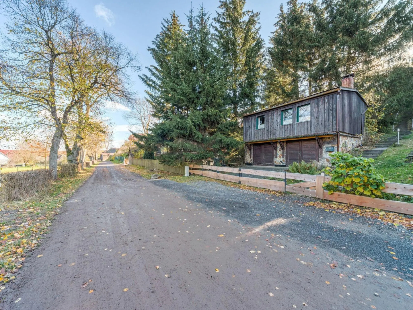 Hideaway With Lakeside Leisure