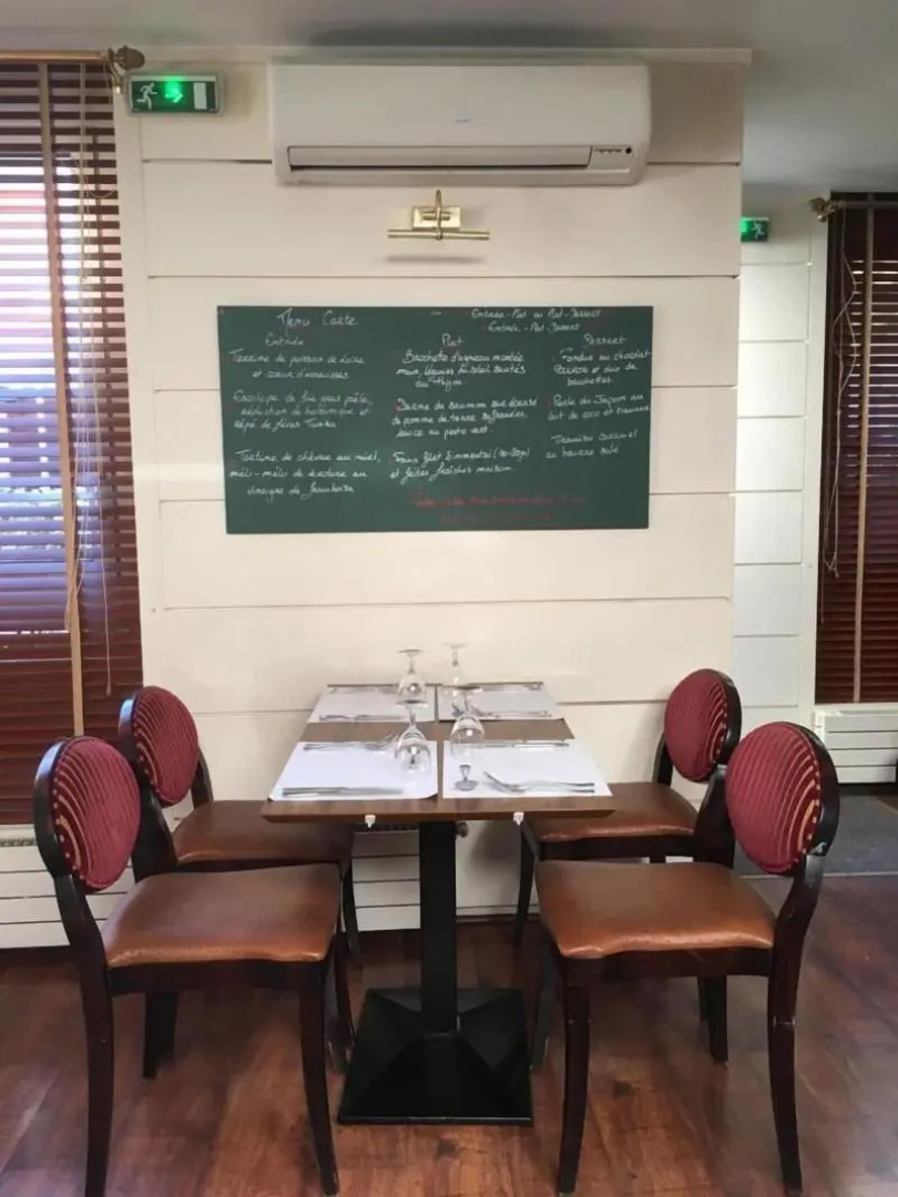 Hôtel-Restaurant Le Monarque