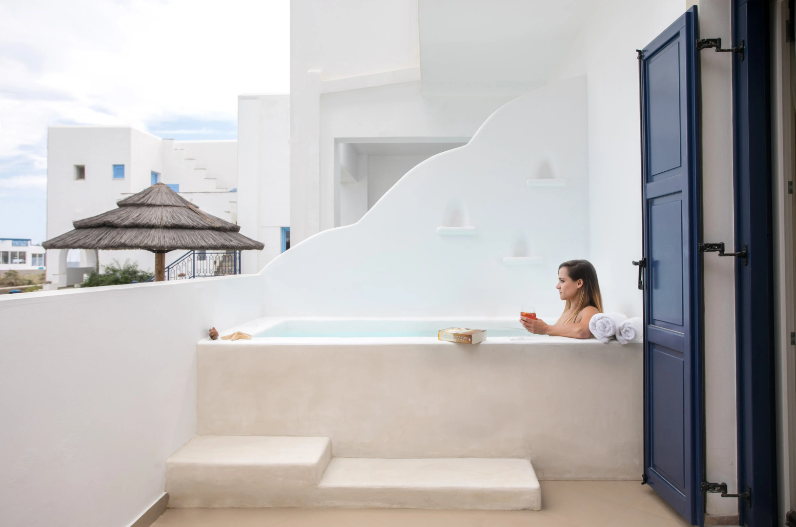 Liana Beach Hotel & Spa