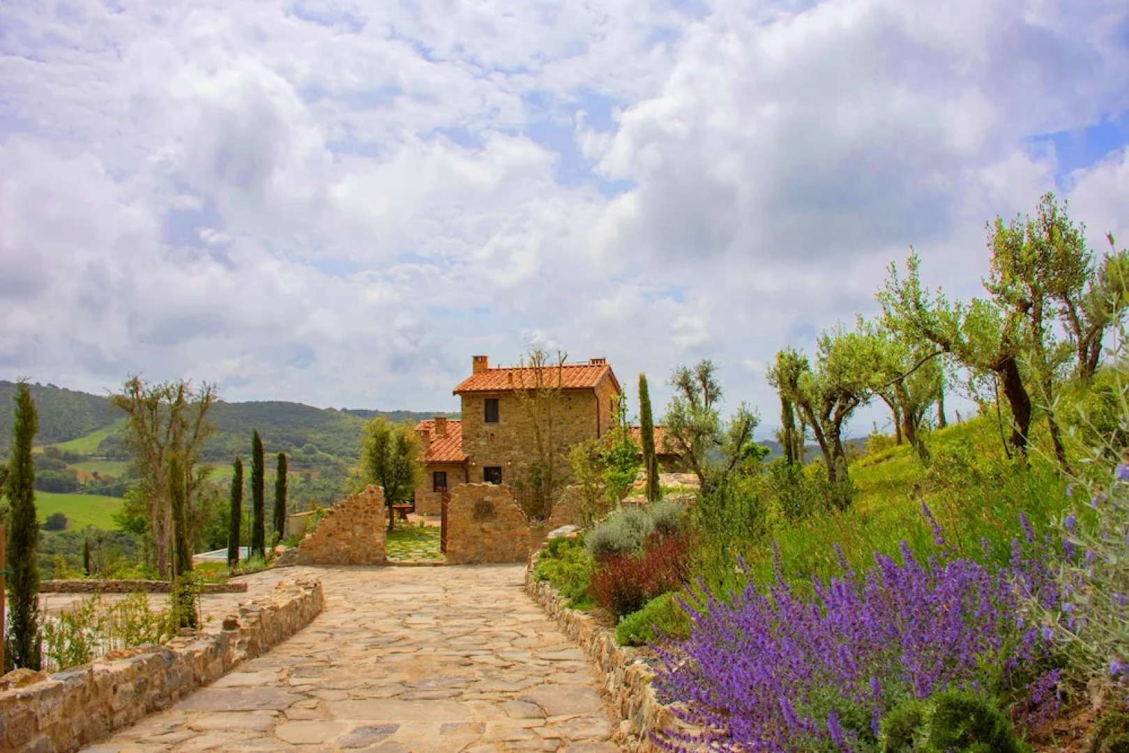 Wonderful Private Villa With Pool in Riparbella