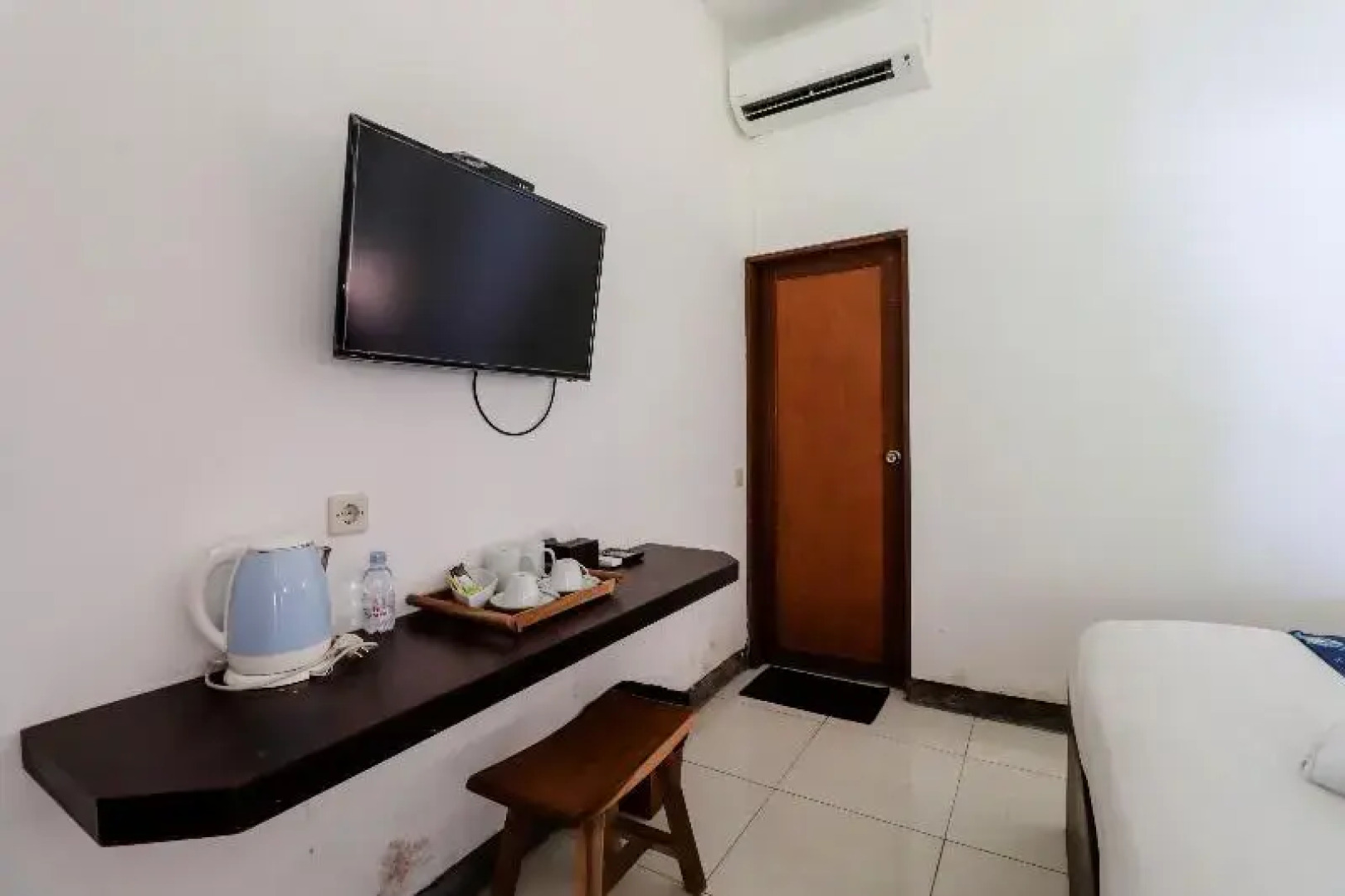 Balkondes Kenalan by ZUZU