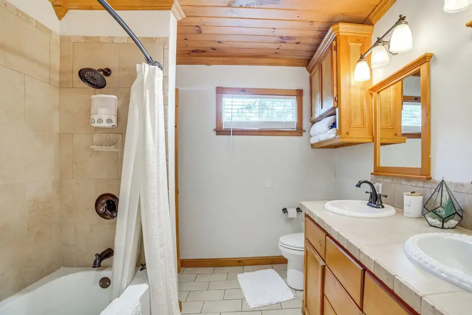 Spacious Deck: Waterfront Home in Gun Barrel City!