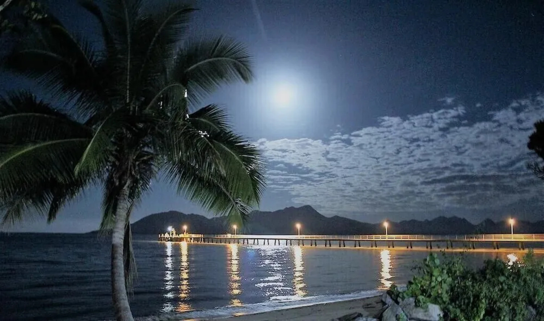 Hinchinbrook Harbour Holiday Apartments