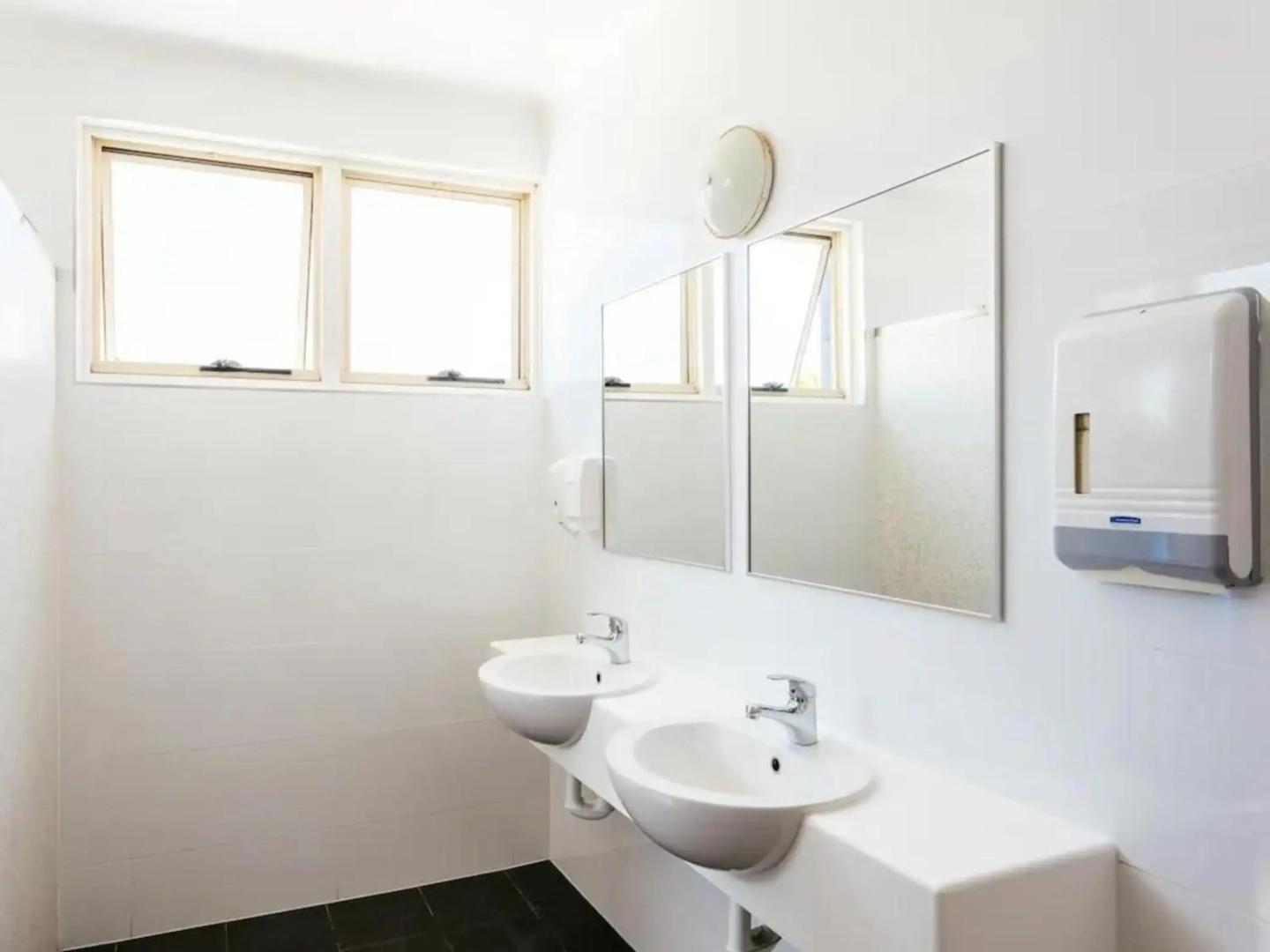 Six Degrees Boutique Hotel