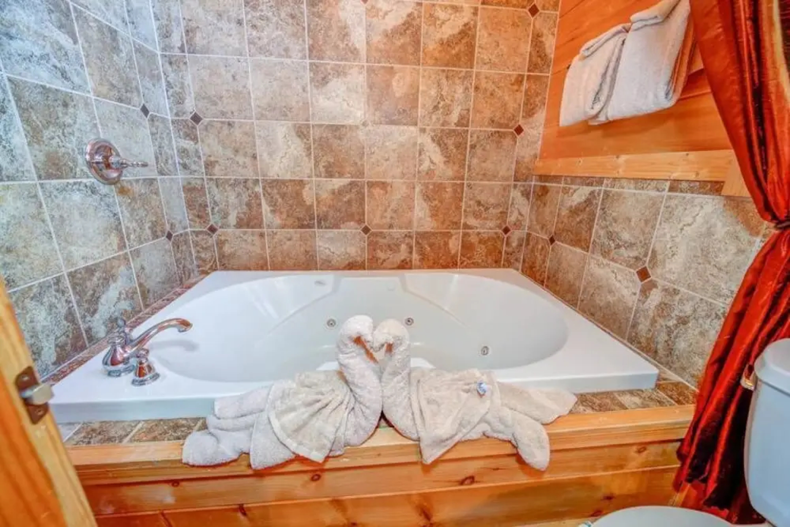 Where Eagles Fly - 4 Br Cabin