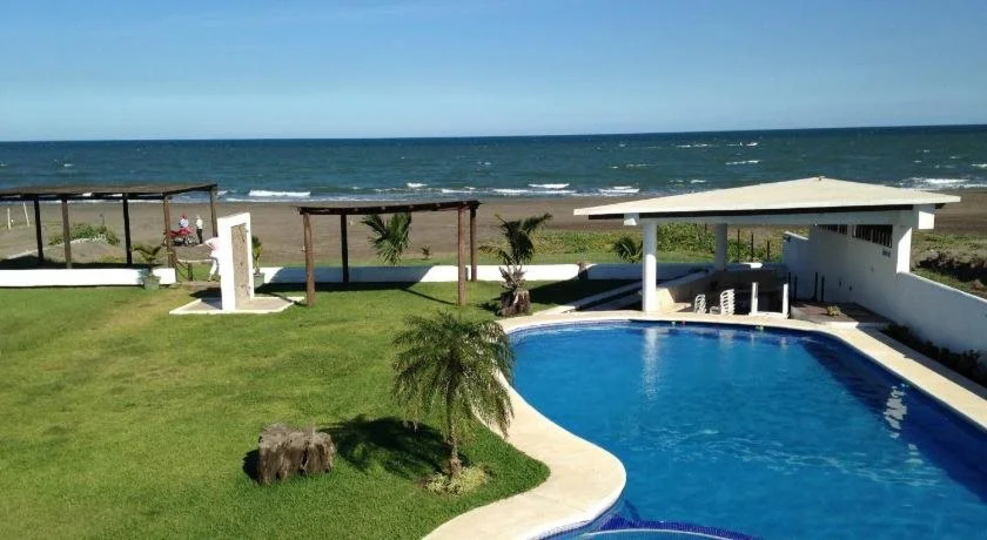 Hotel Arrecife Chachalacas