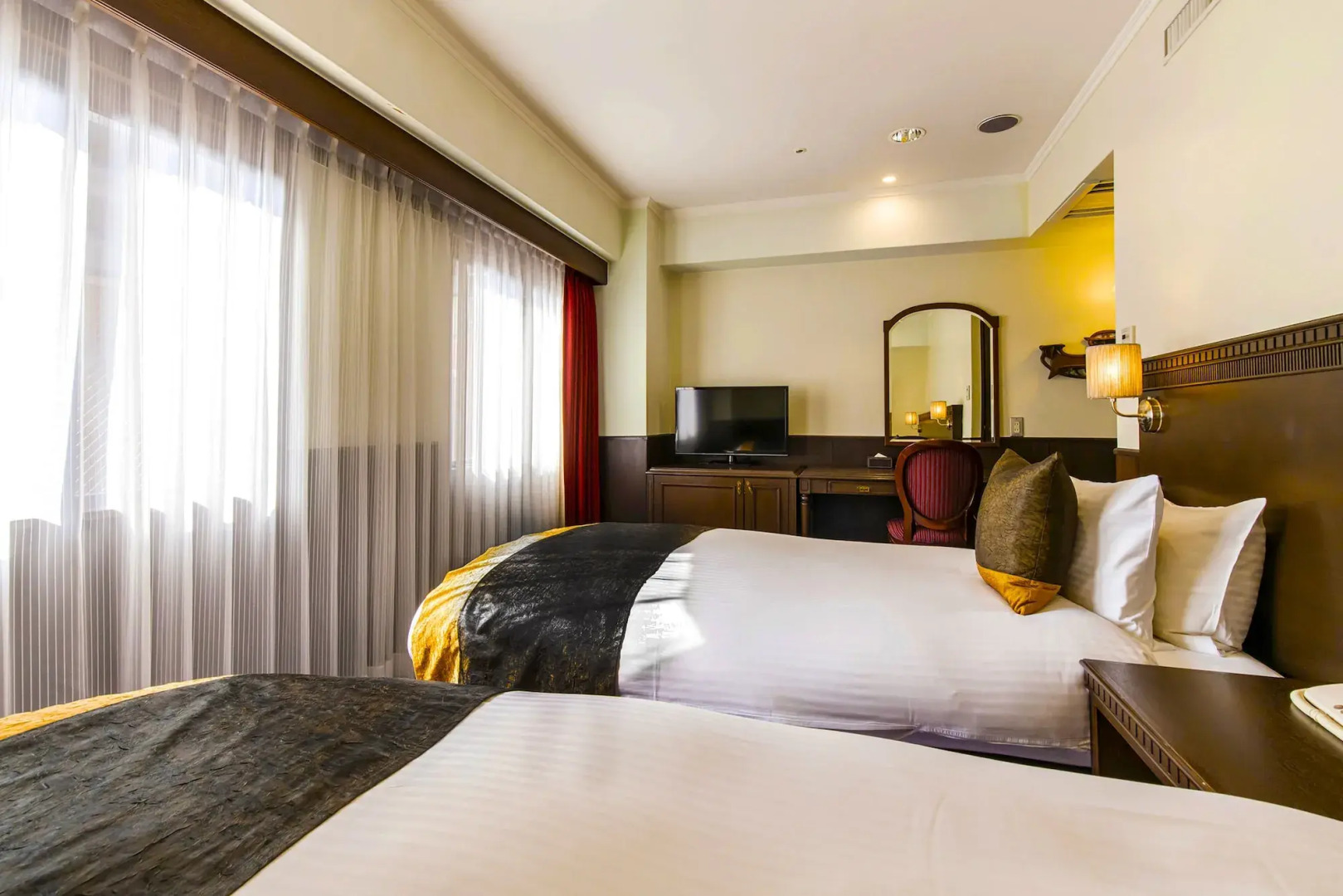 Kobe Tor Road Hotel Sanraku