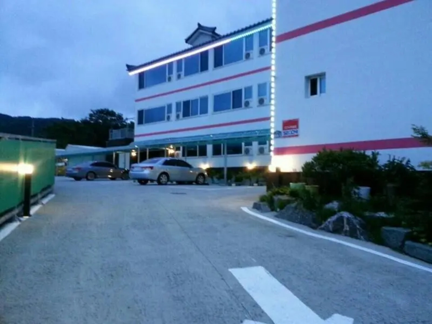 Goodstay Shilla Hotel