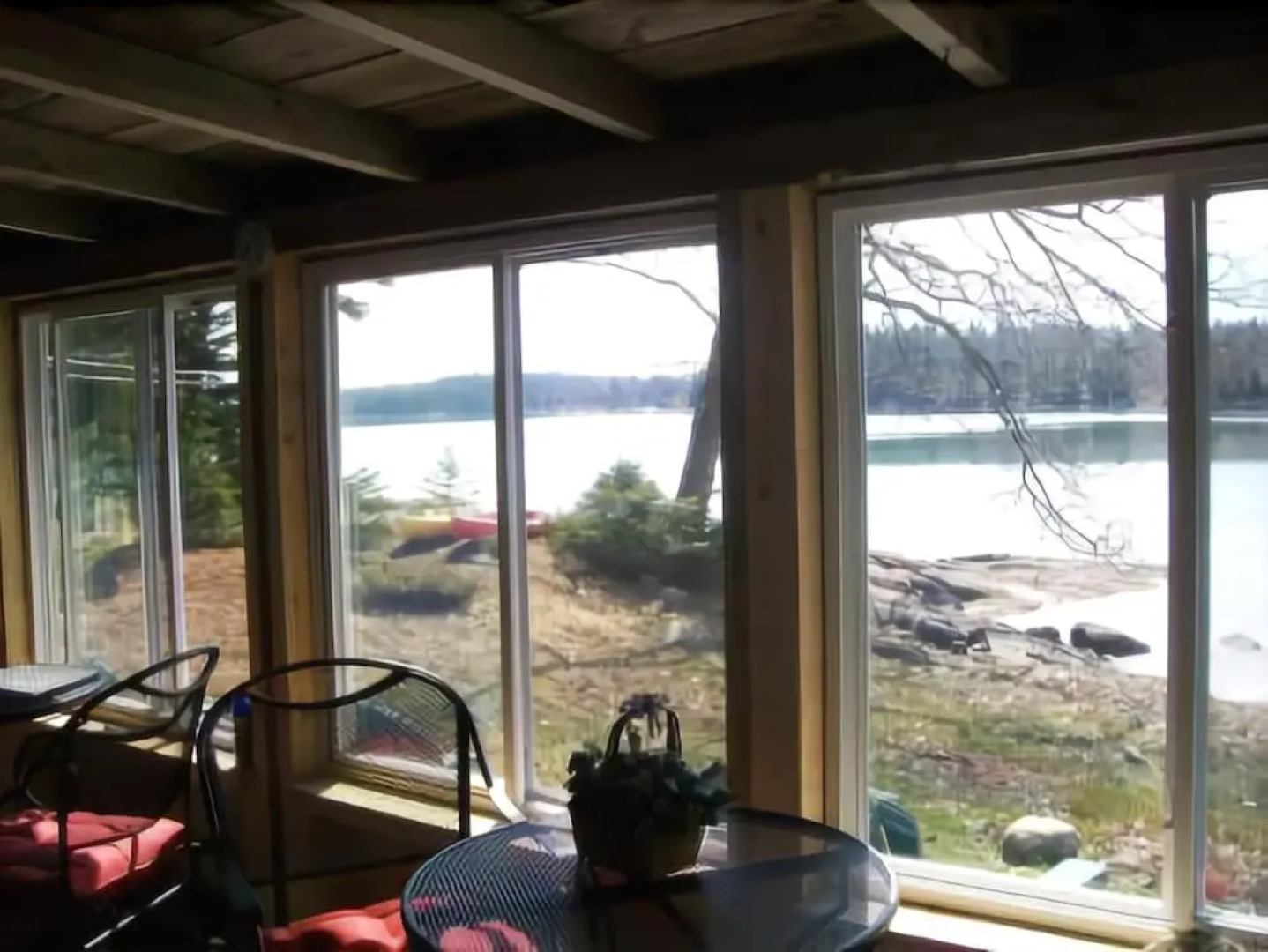 Sea Green - One Bedroom Home