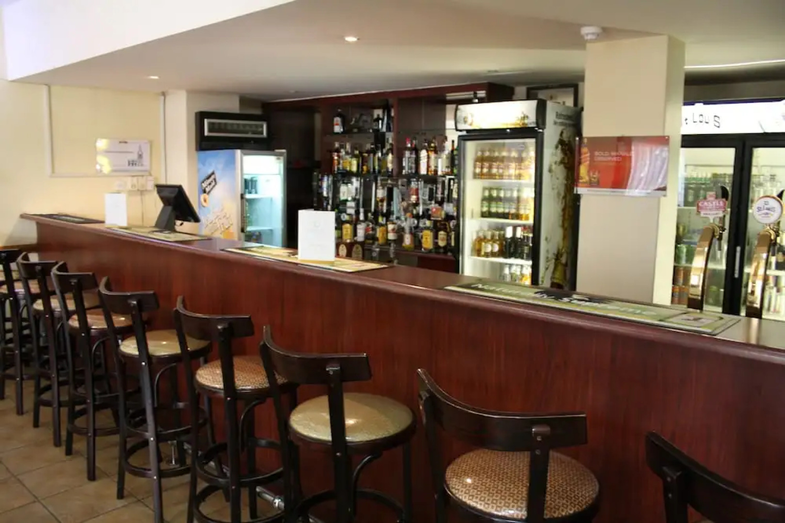 Cresta Botsalo Hotel