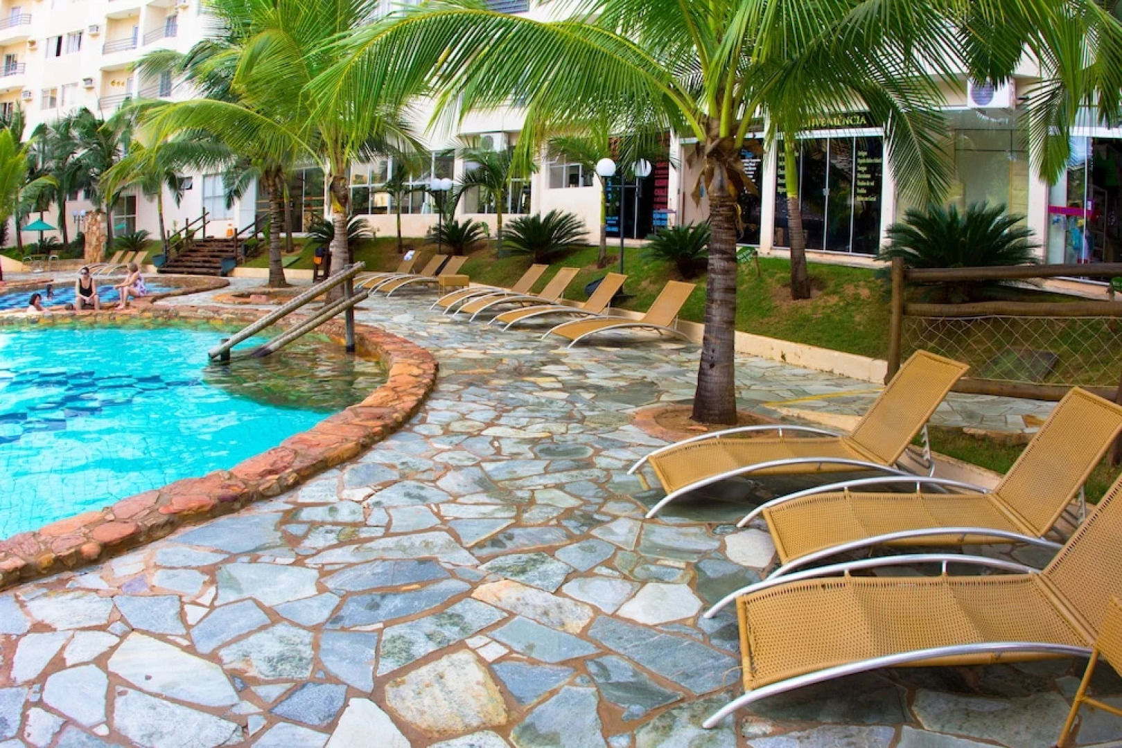 Thermas Paradise Residence