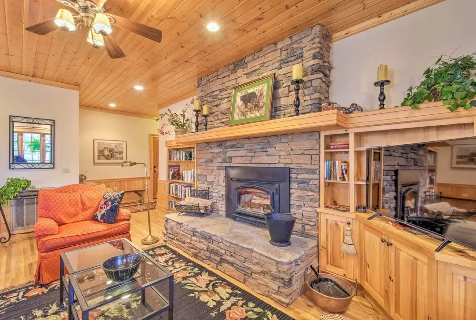 Trillium Links Condo w/ Deck Near Lake Glenville!