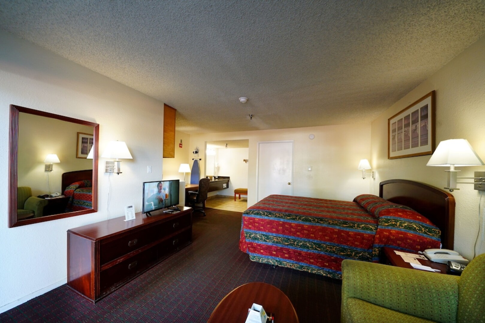 Ambassador Inn Fresno