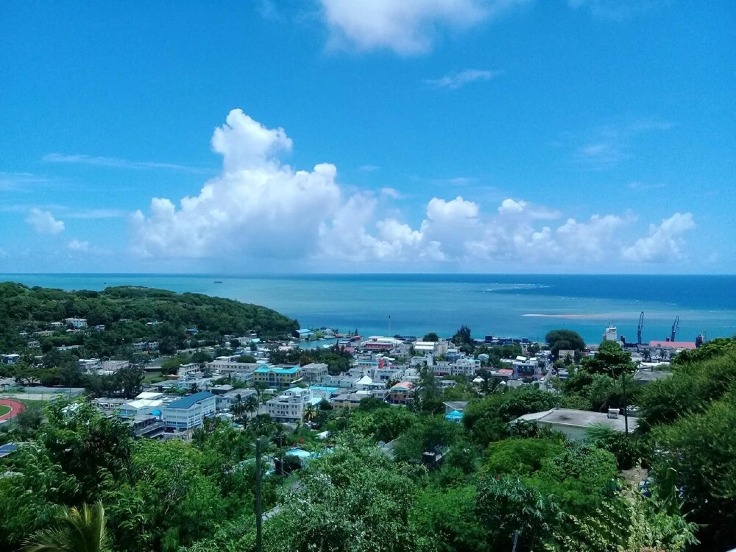 House With 2 Bedrooms in Port Mathurin, With Wonderful sea View, Enclo