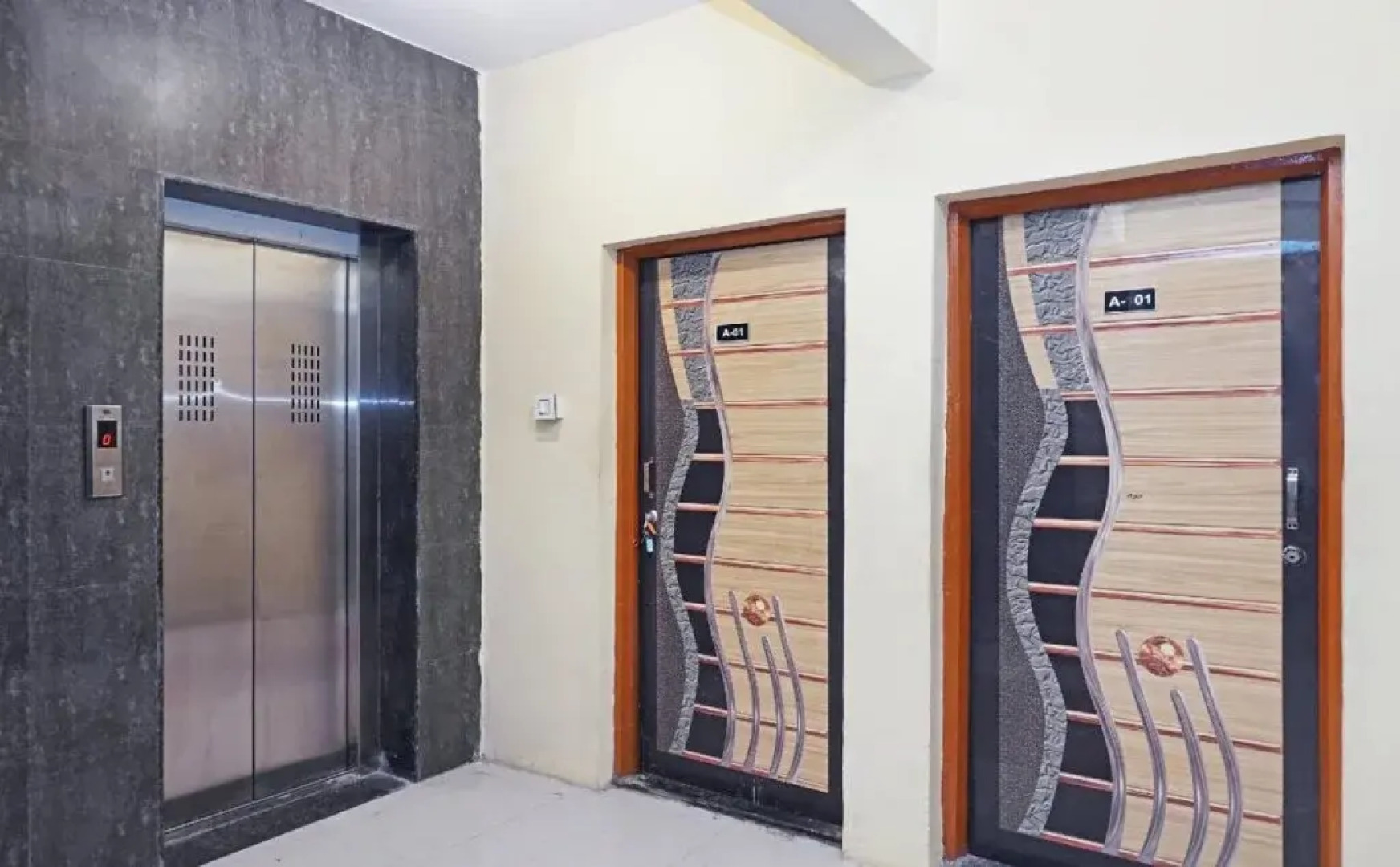 OYO Flagship 16665 Laxmi Chowk