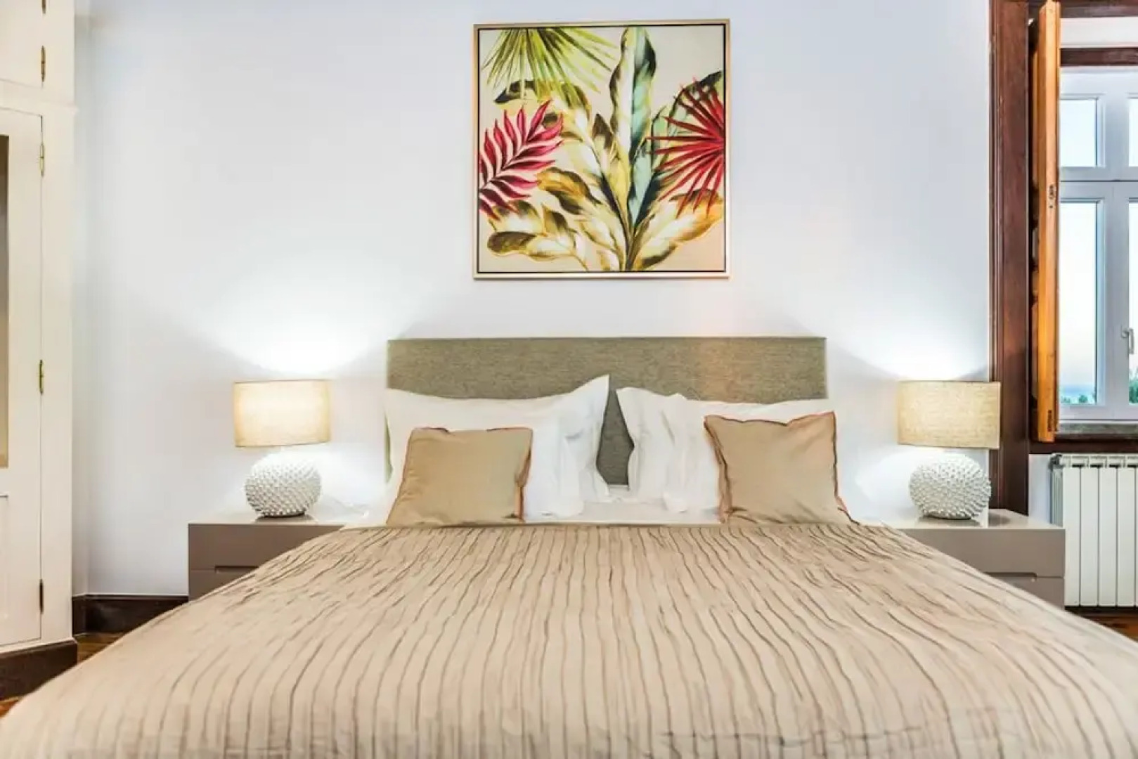 Seafront Manor by Cadenzalux