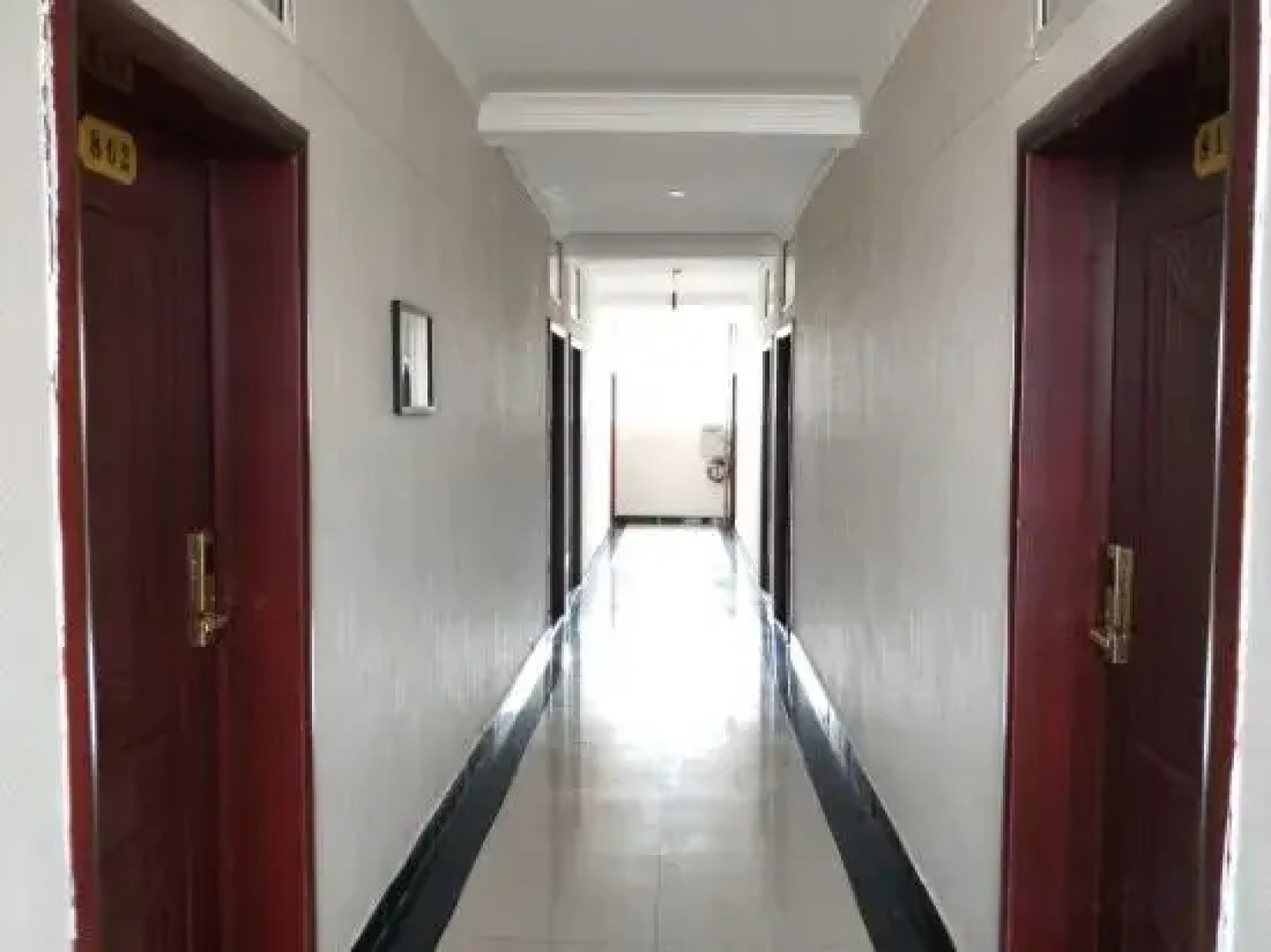 Seda is in the hotel