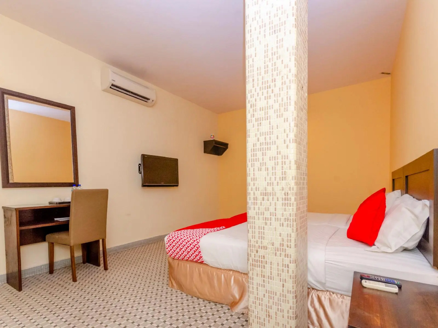 Sunflower Express Hotel