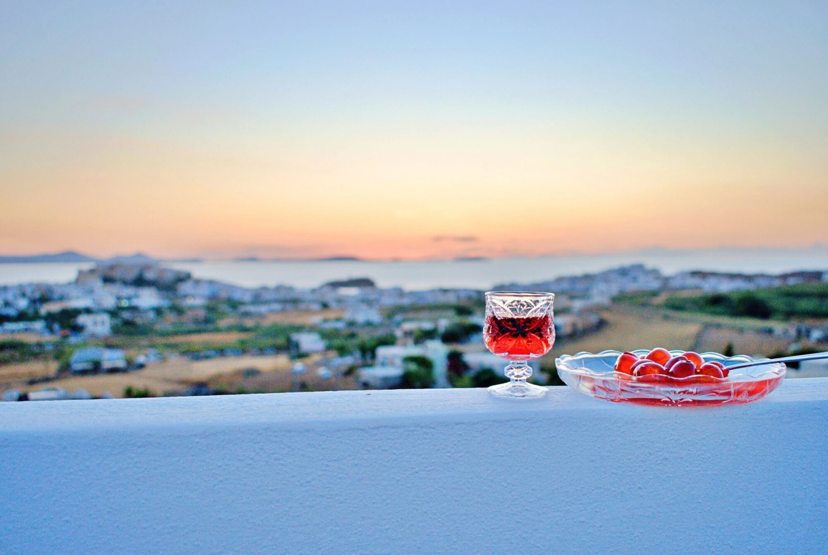 Petros Studios & Suites