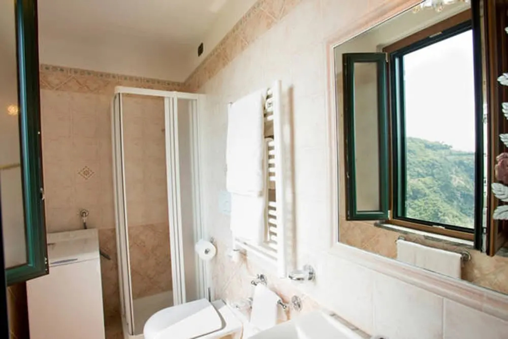 Pontone Hills on Amalfi