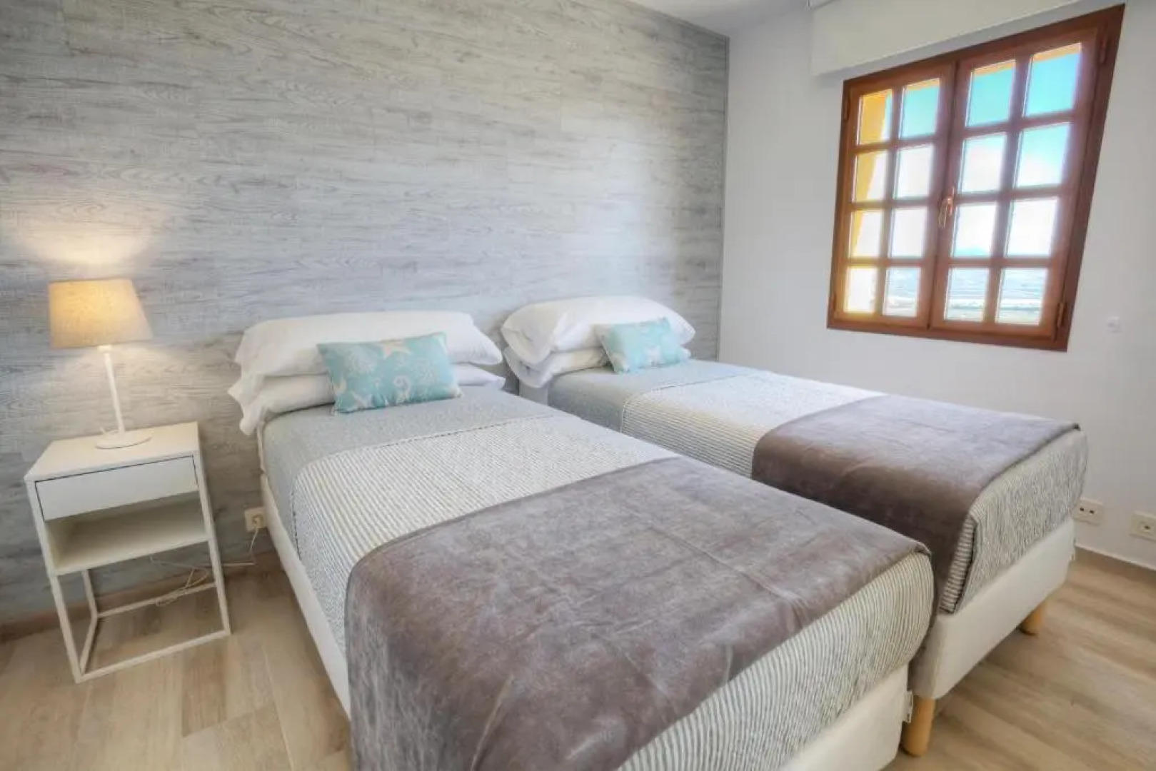 Desert Springs Apartment 355