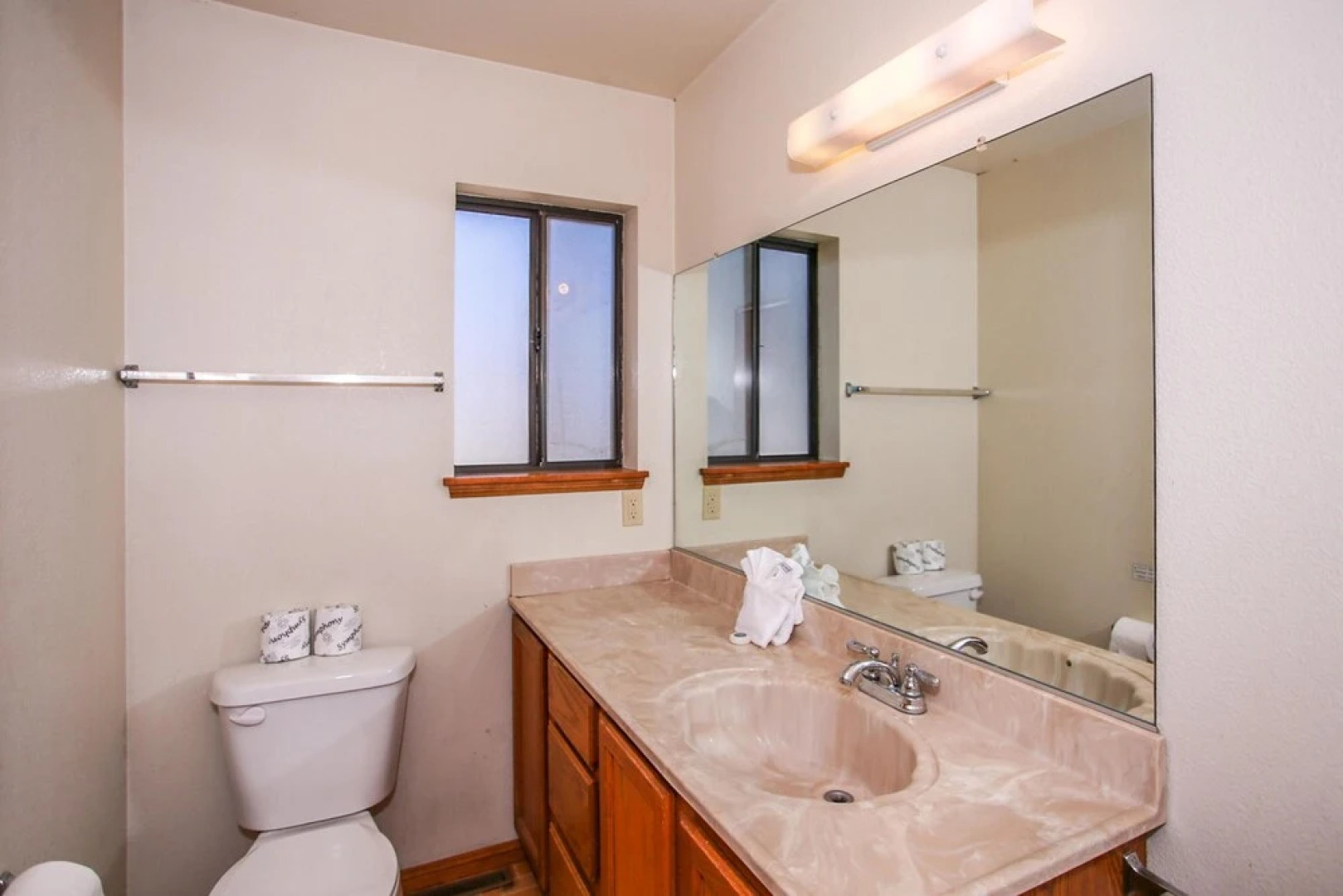 Breezy Estate 114 by RedAwning