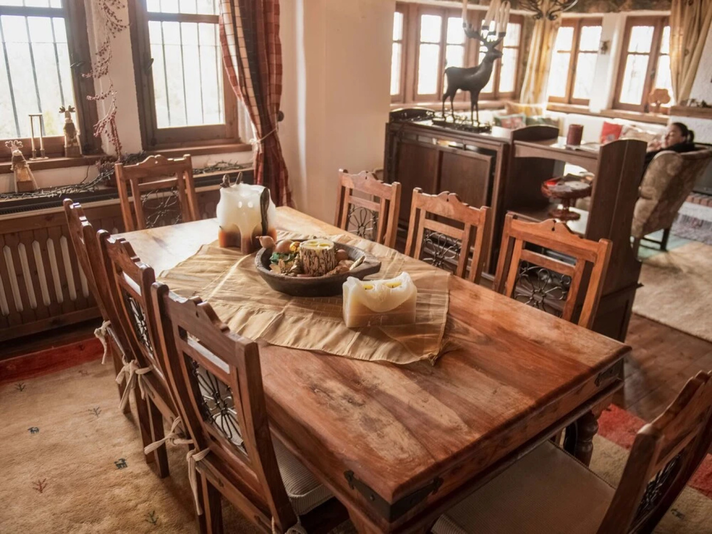 Elegant Holiday Home in Pella With Jacuzzi