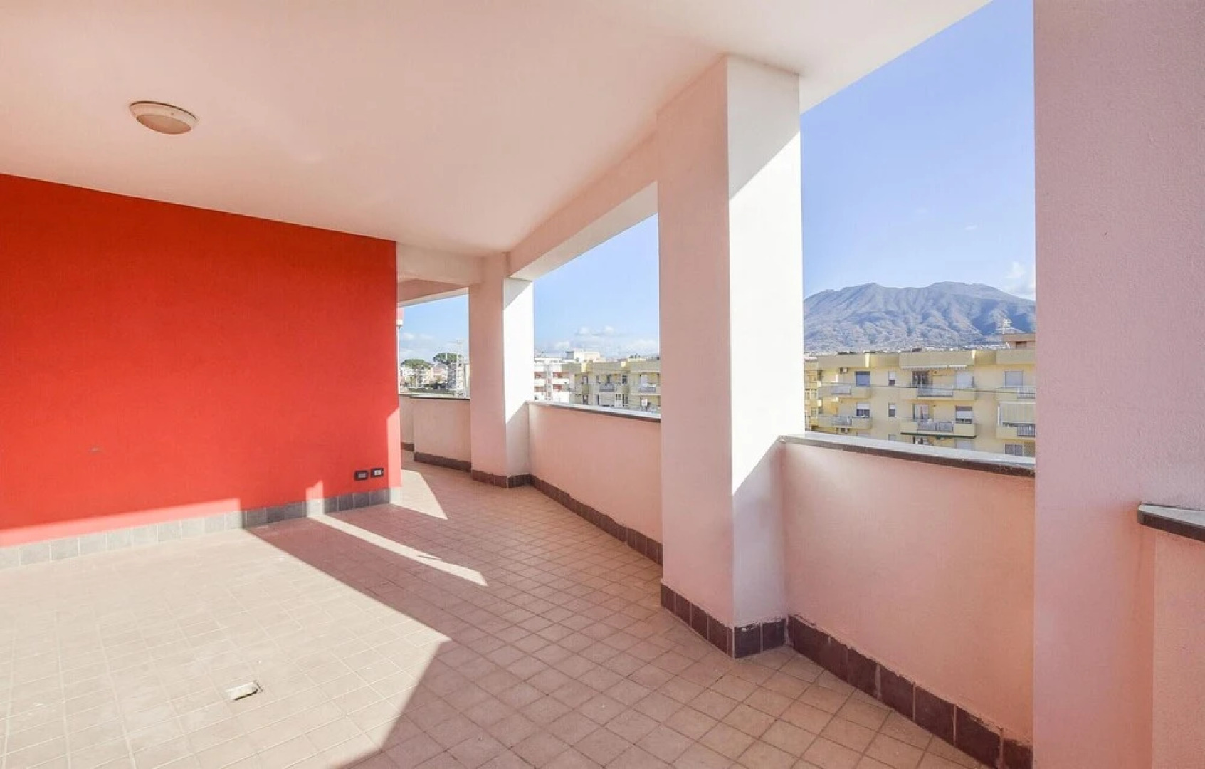 Beautiful Apartment in Volla With Wifi and 3 Bedrooms