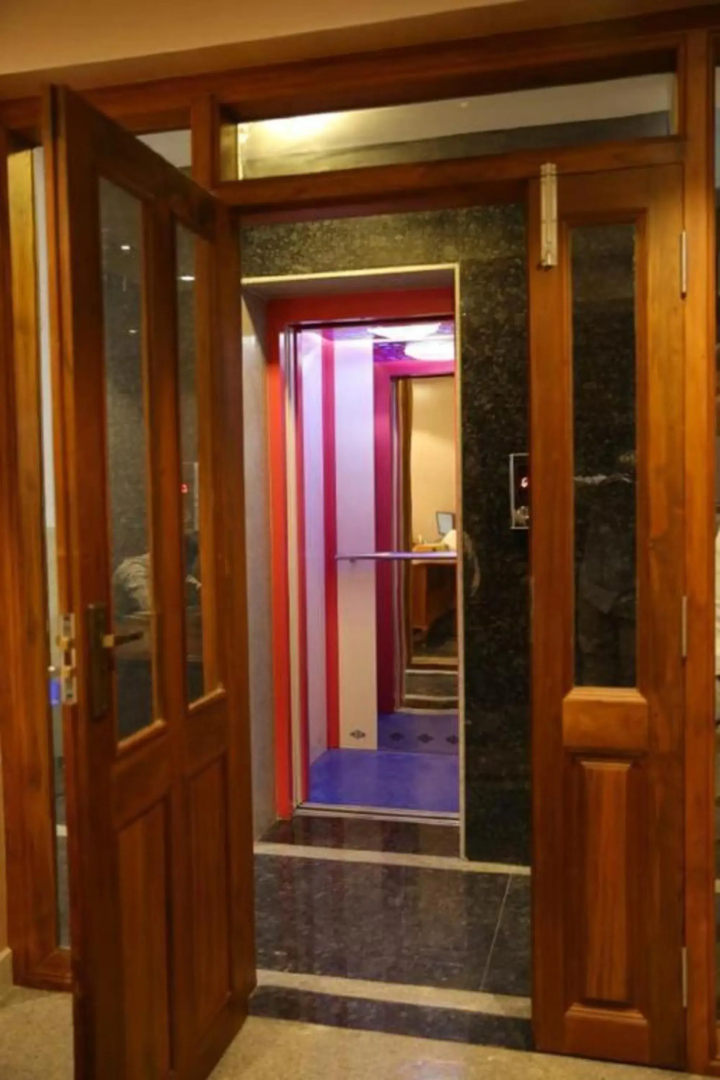 Le Holiday Inn