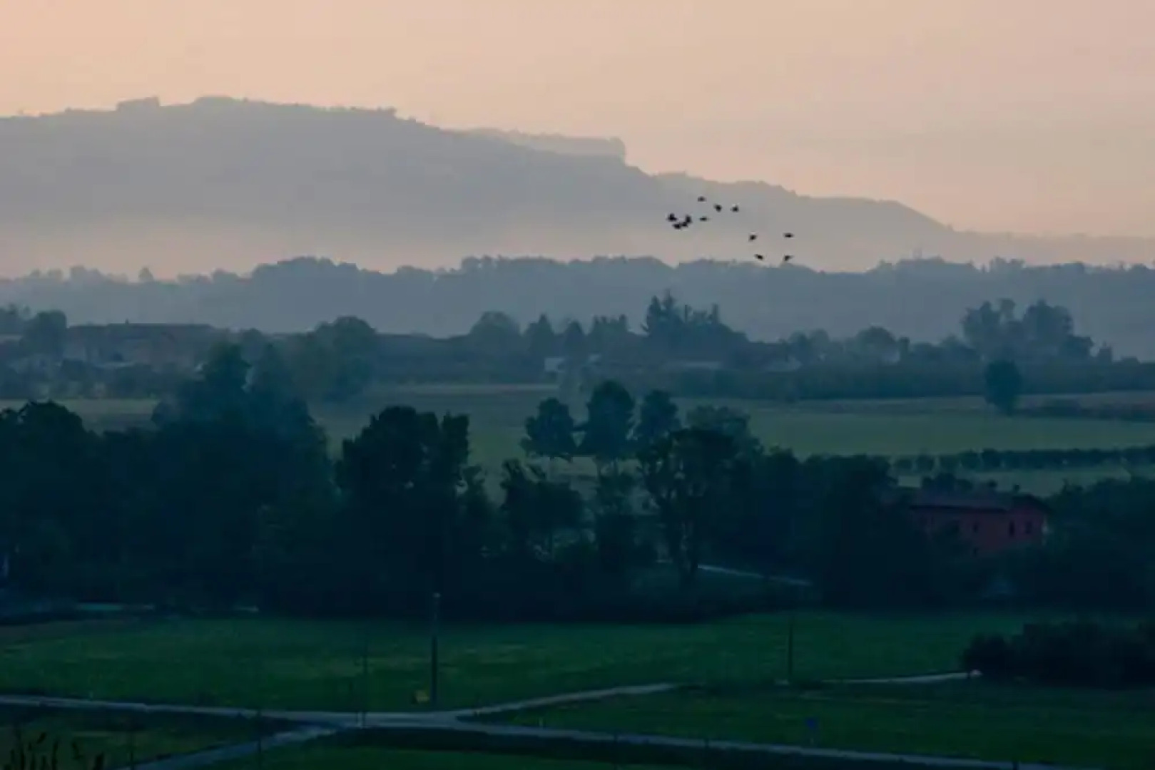 Apartment With 2 Bedrooms in Carrù, With Enclosed Garden - 45 km From