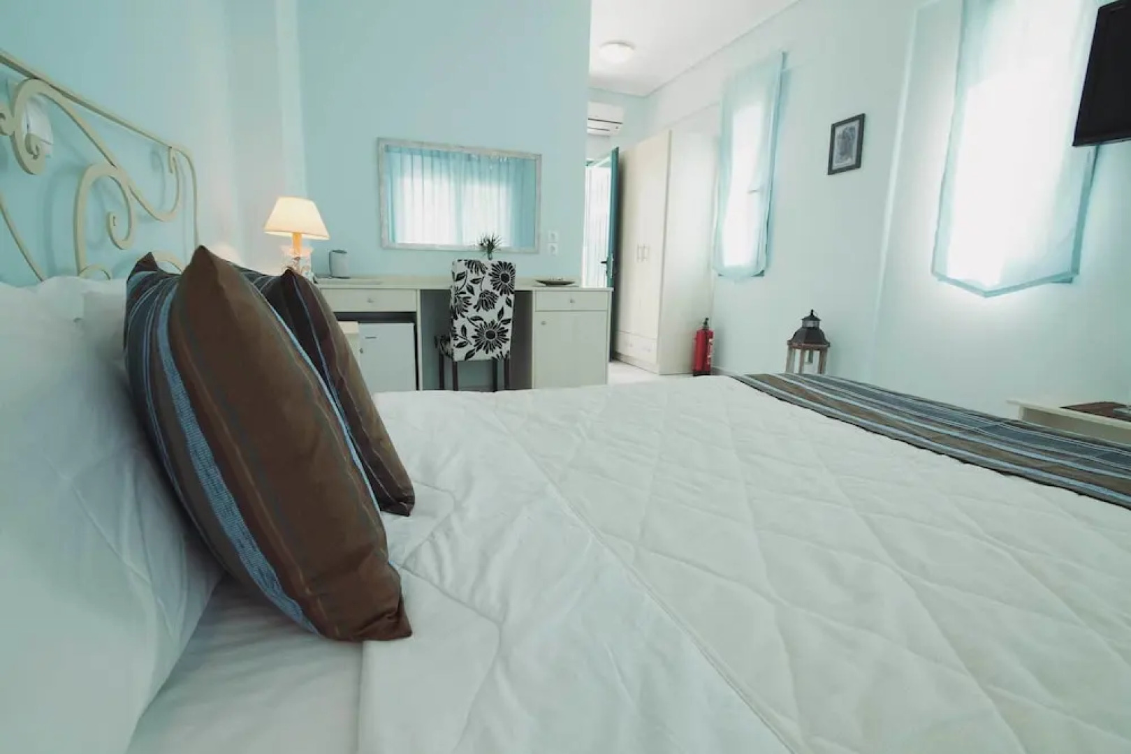 Kyparissia Blue Luxury Rooms & Suites