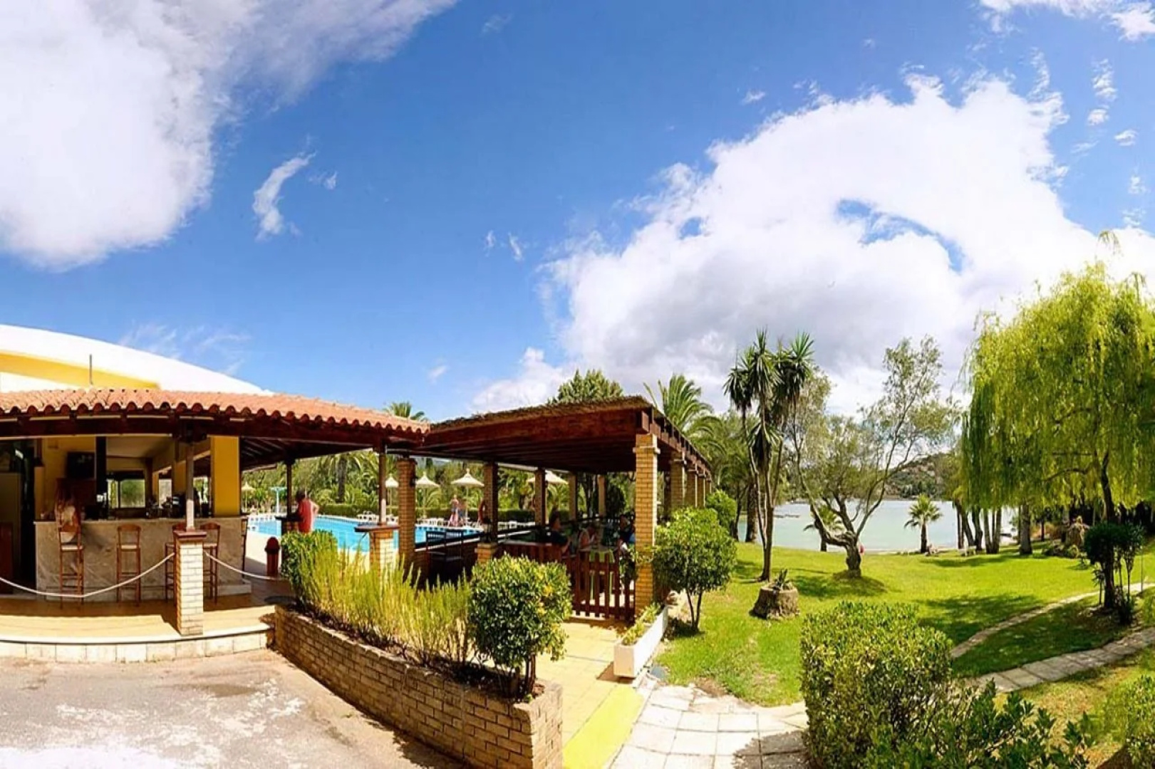 Helion Resort