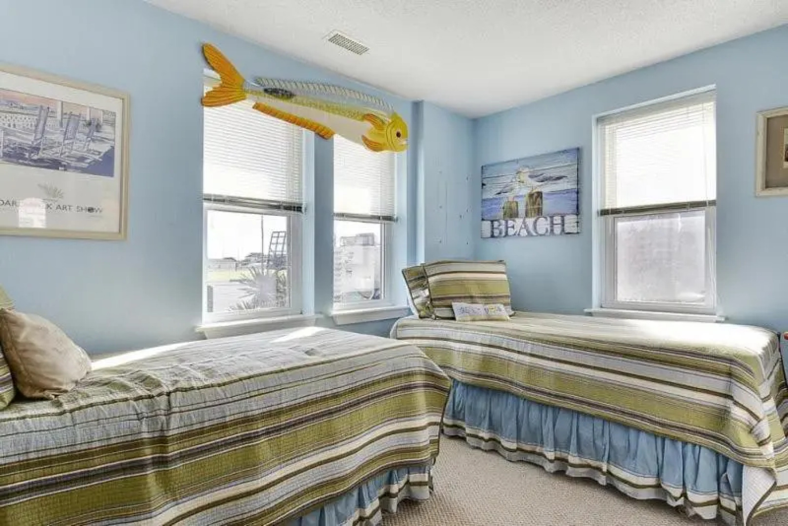 5065 - Flip Flop Inn