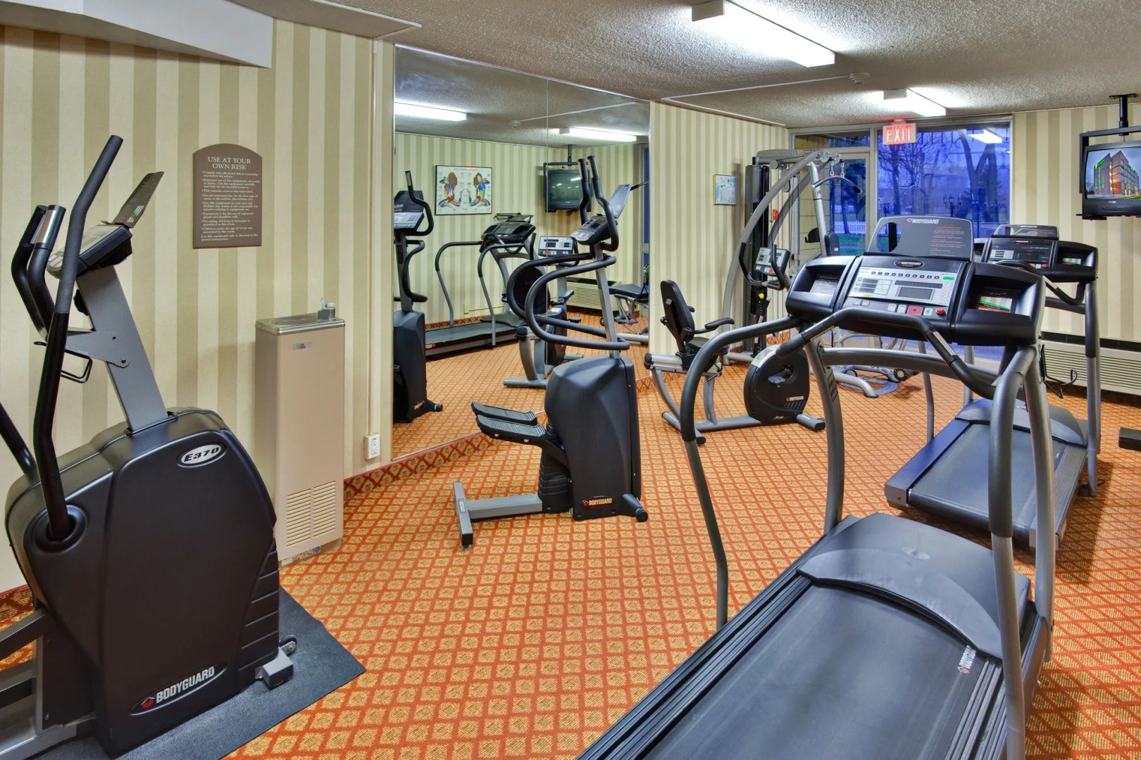 Four Points by Sheraton Point Edward Sarnia