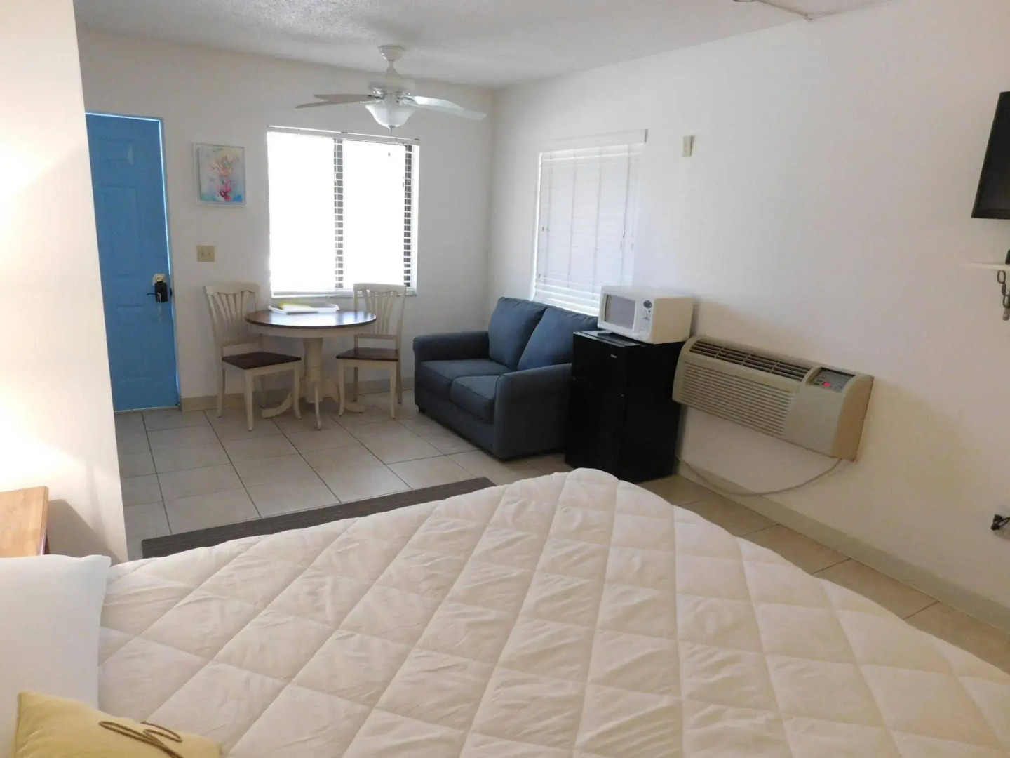 Nokomis Inn and Suites