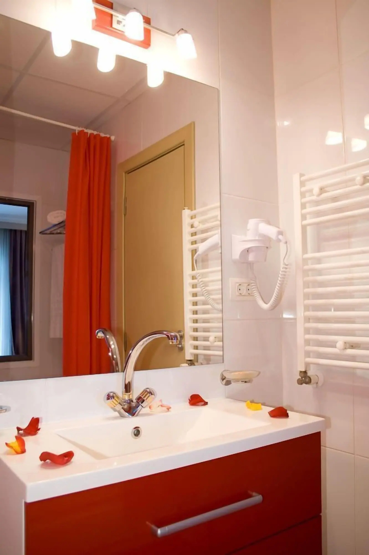 Hotel Phoenicia Express