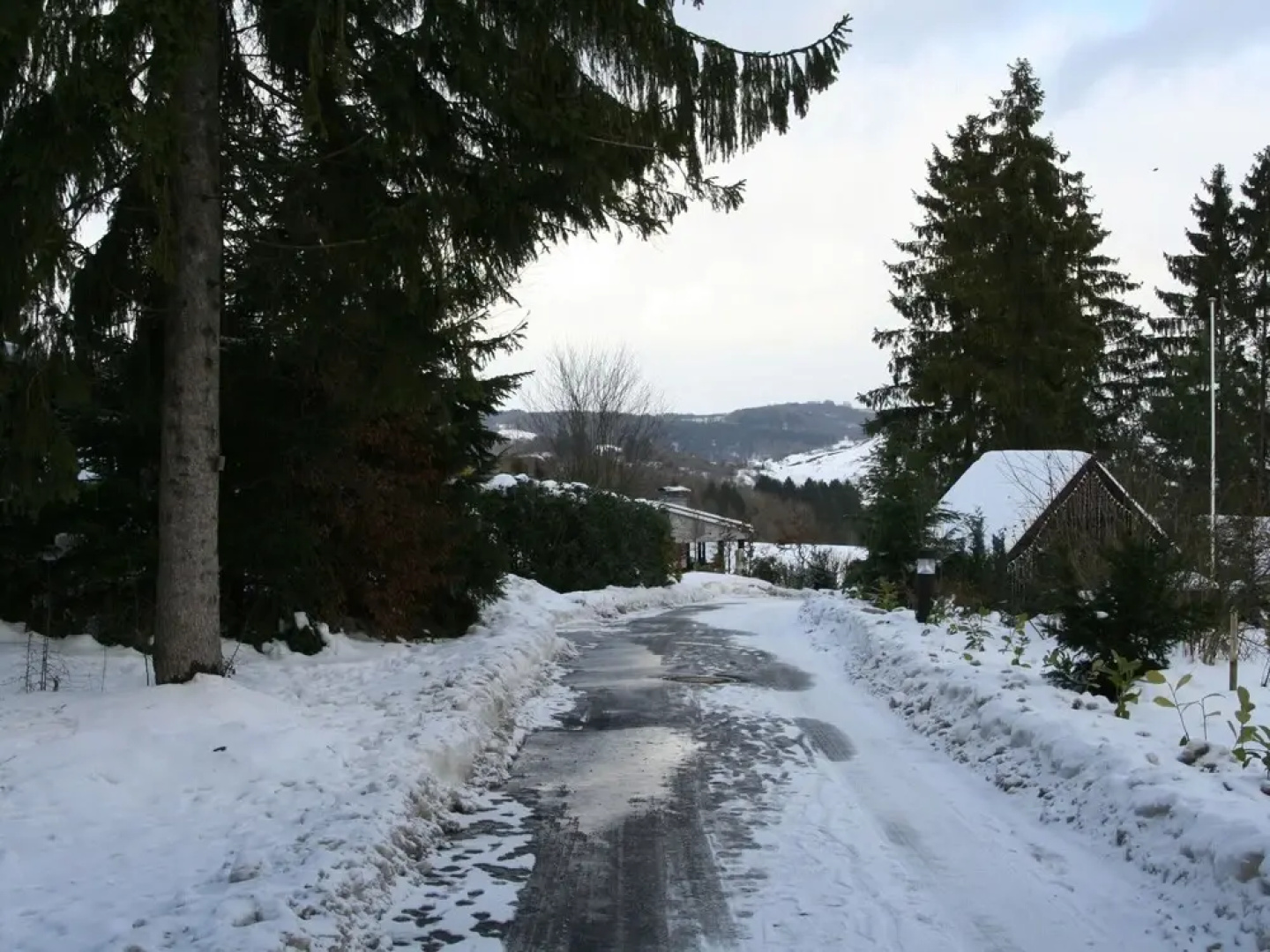 Tidy Holiday Home With Dishwasher, in a Green Area