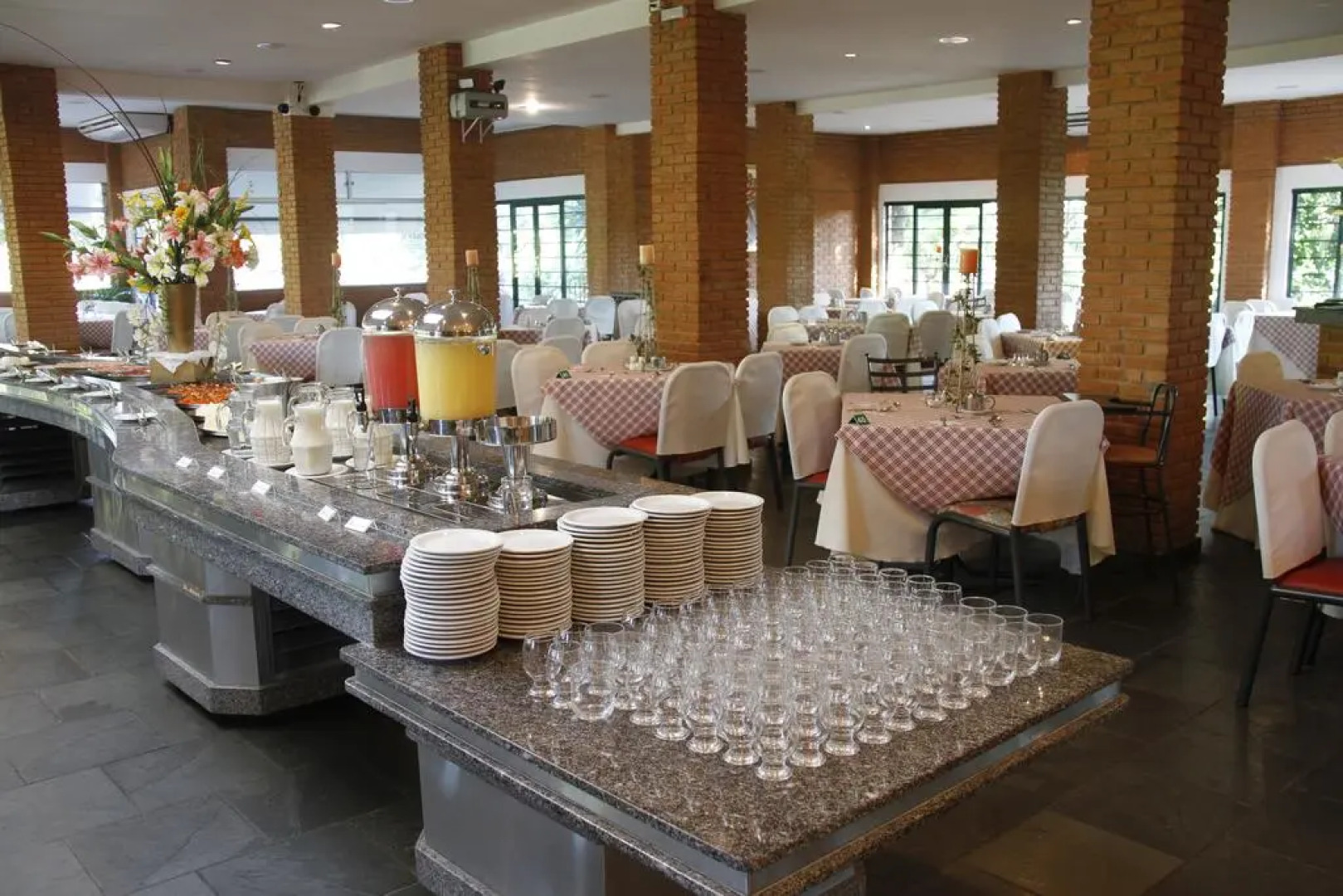 Grínberg's Village Hotel