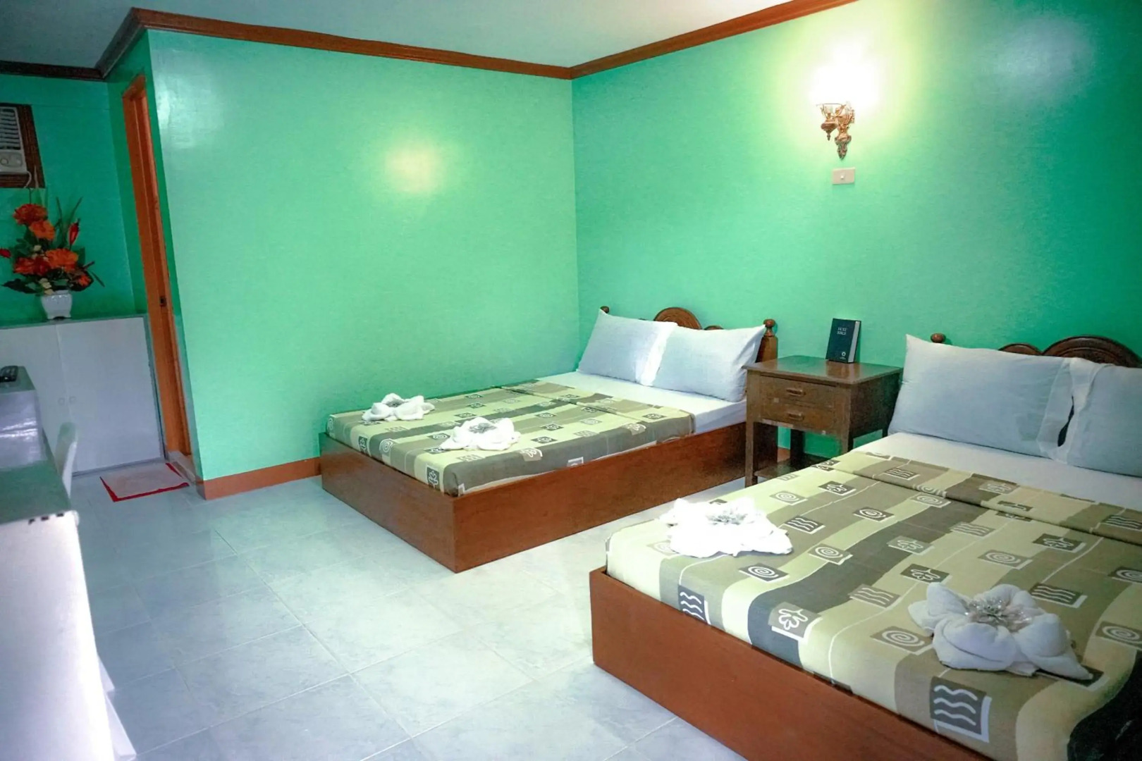 La Solana Suites And Resort