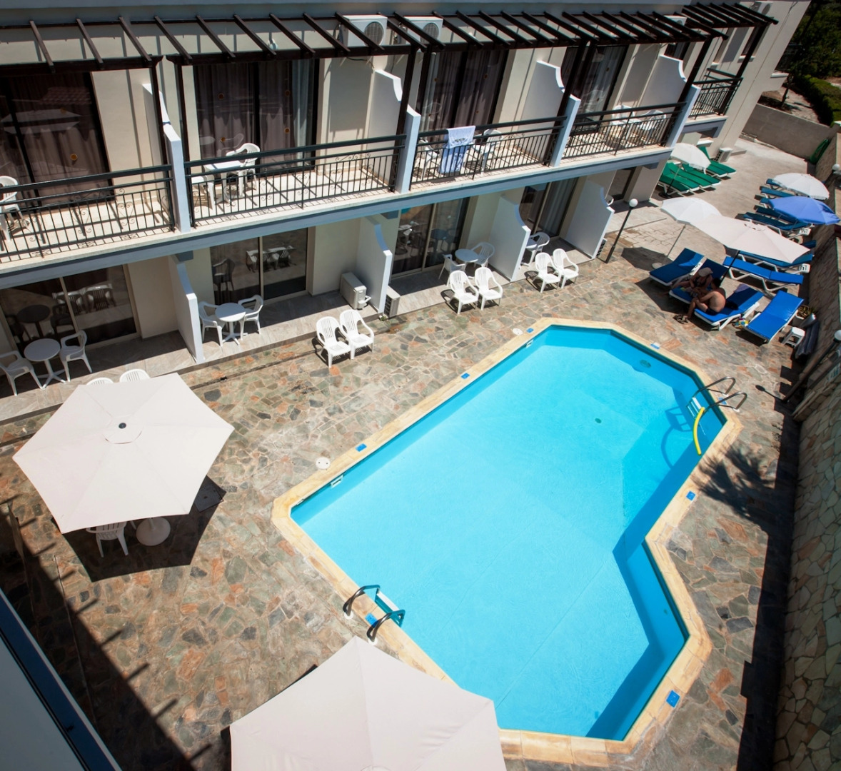 Crystallo Apartments