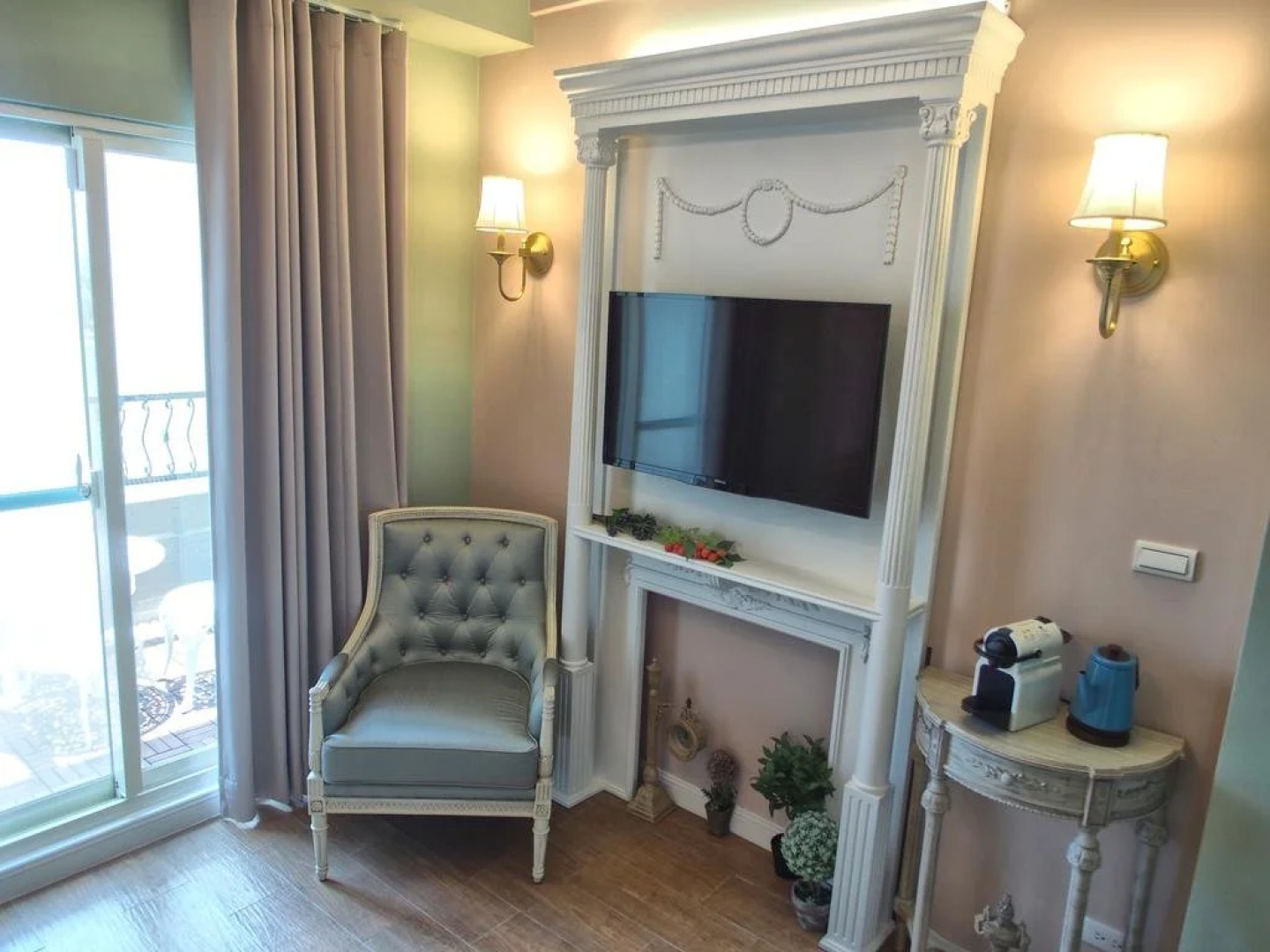 La Maison de France B&B