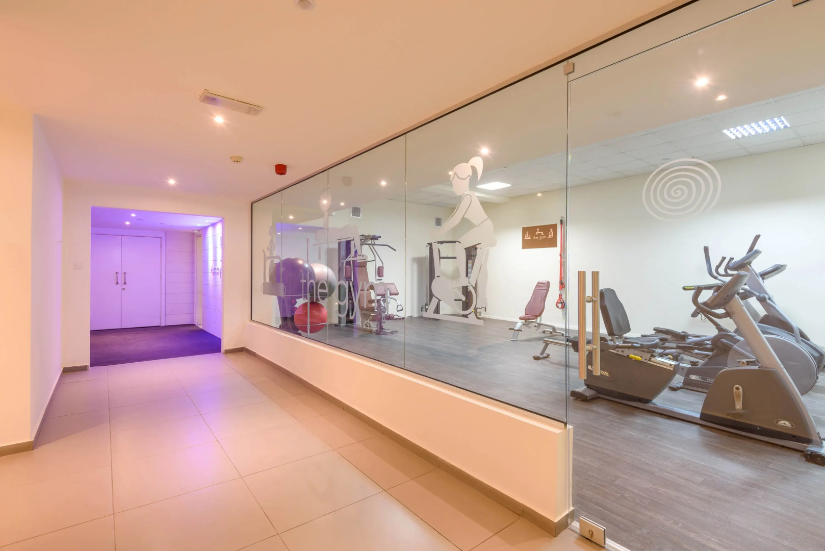 Отель Melpo Antia Hotel & Suites