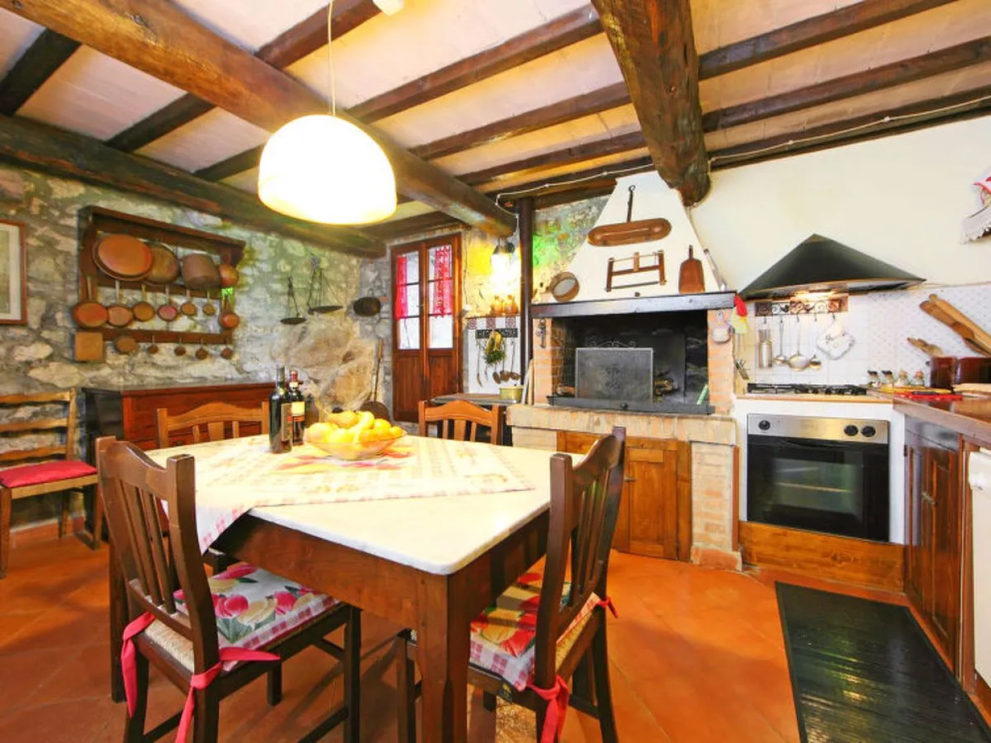 House Il Casale Monticiano