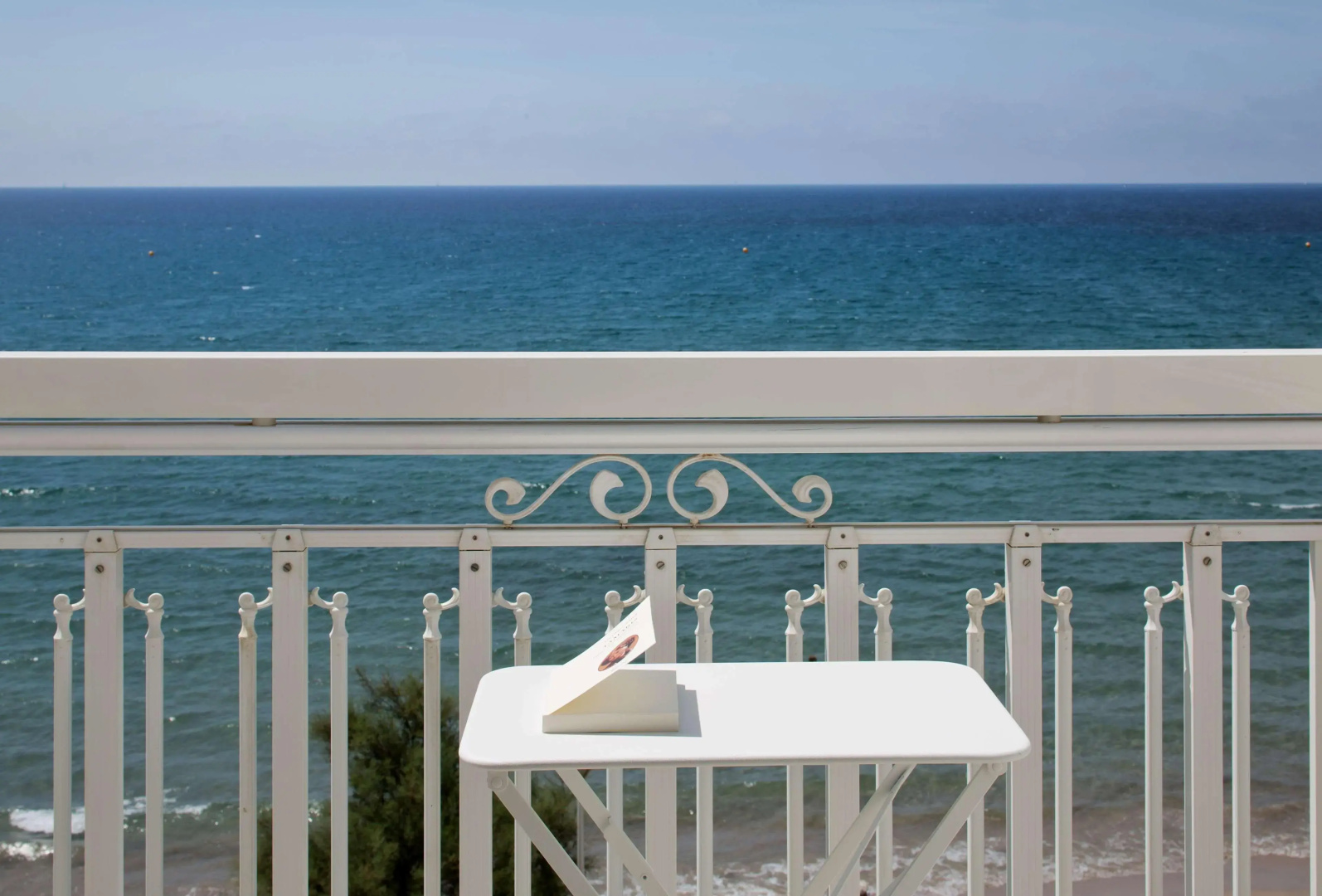 Grand Hotel Des Sablettes Plage, Curio Collection By Hilton
