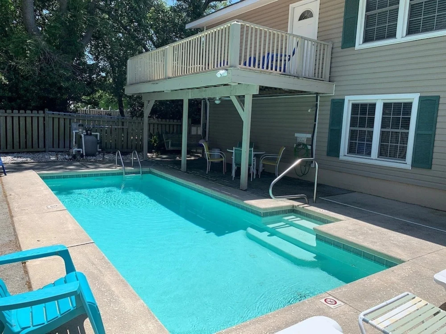 Carriage House #64613 4 Bedrooms 3 Bathrooms Home